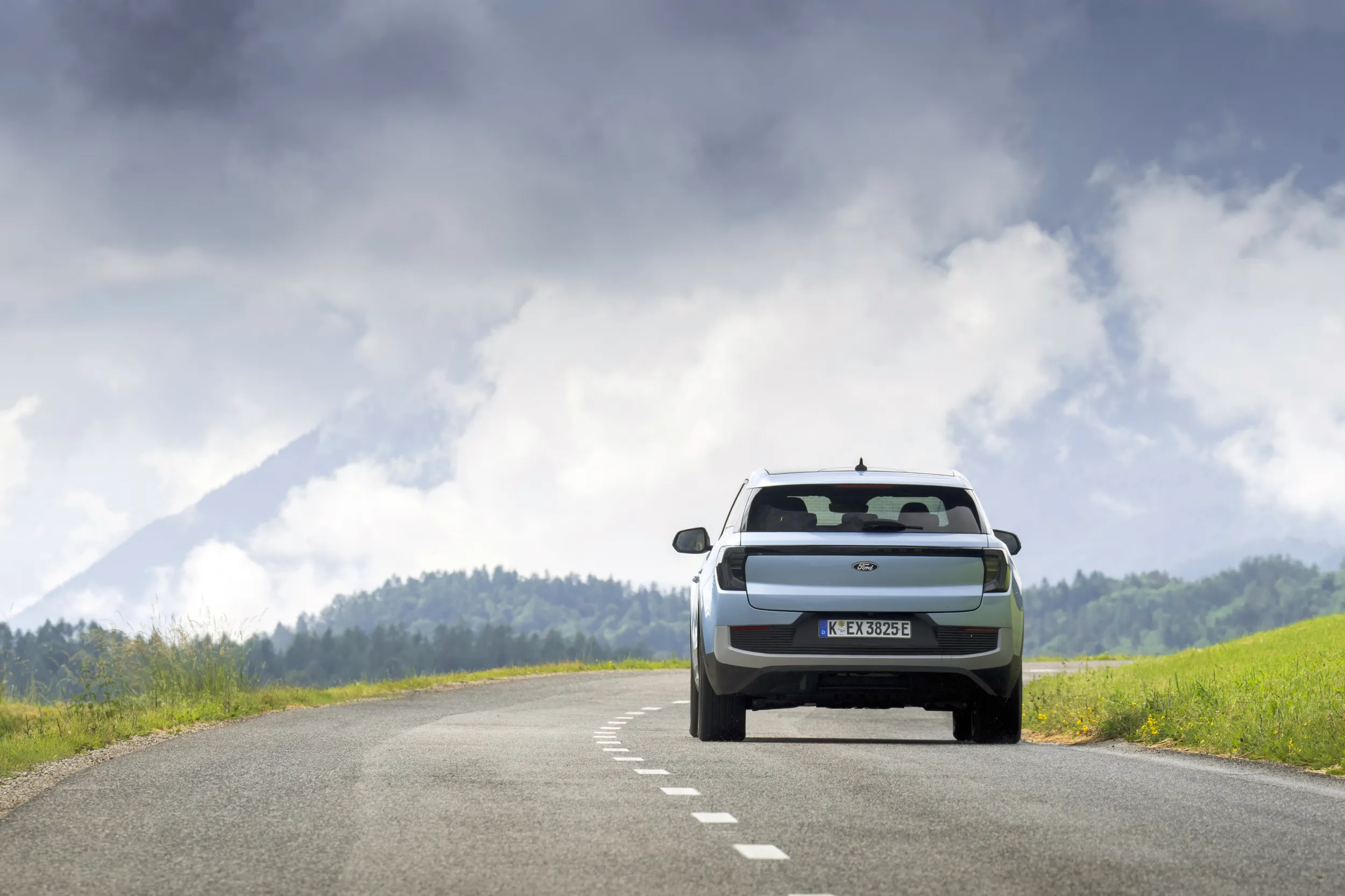 Ford Explorer EV