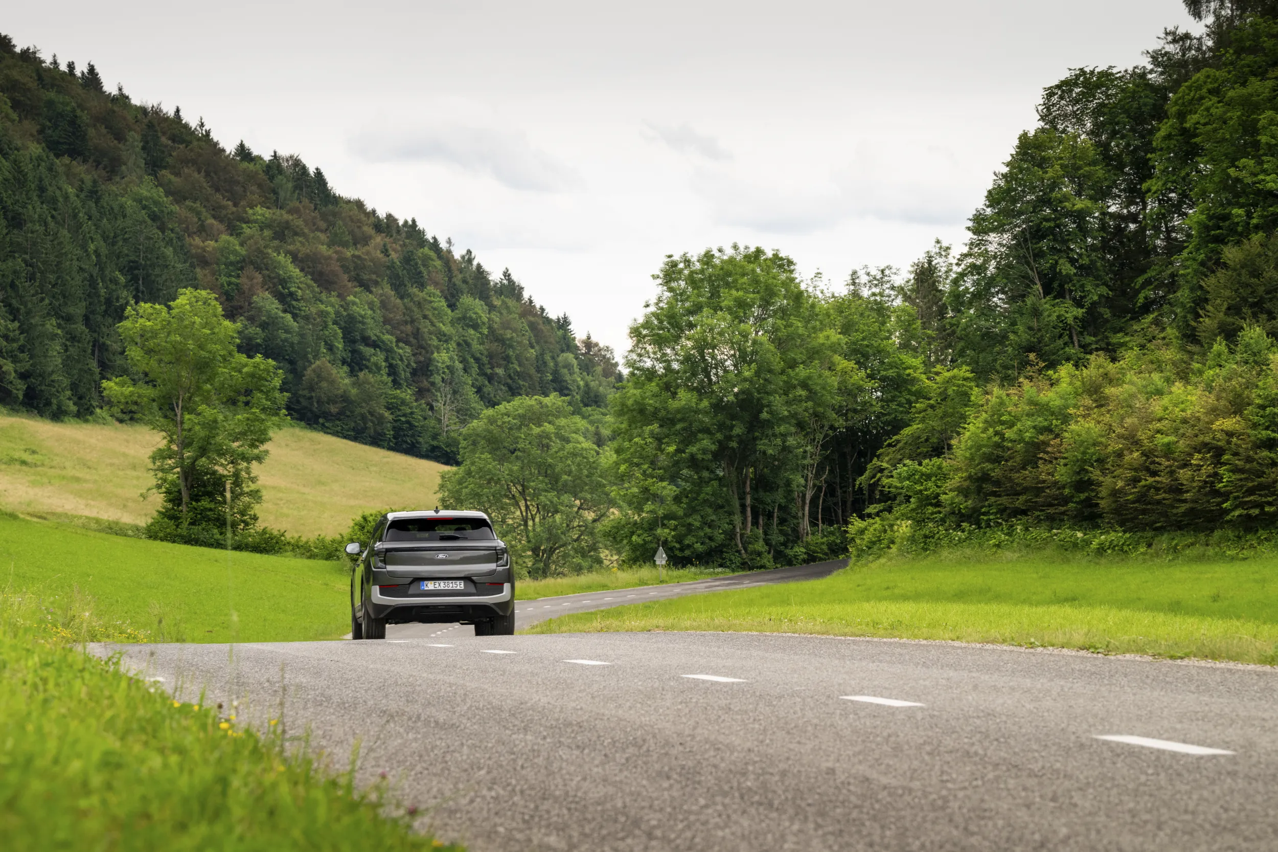 Ford Explorer EV