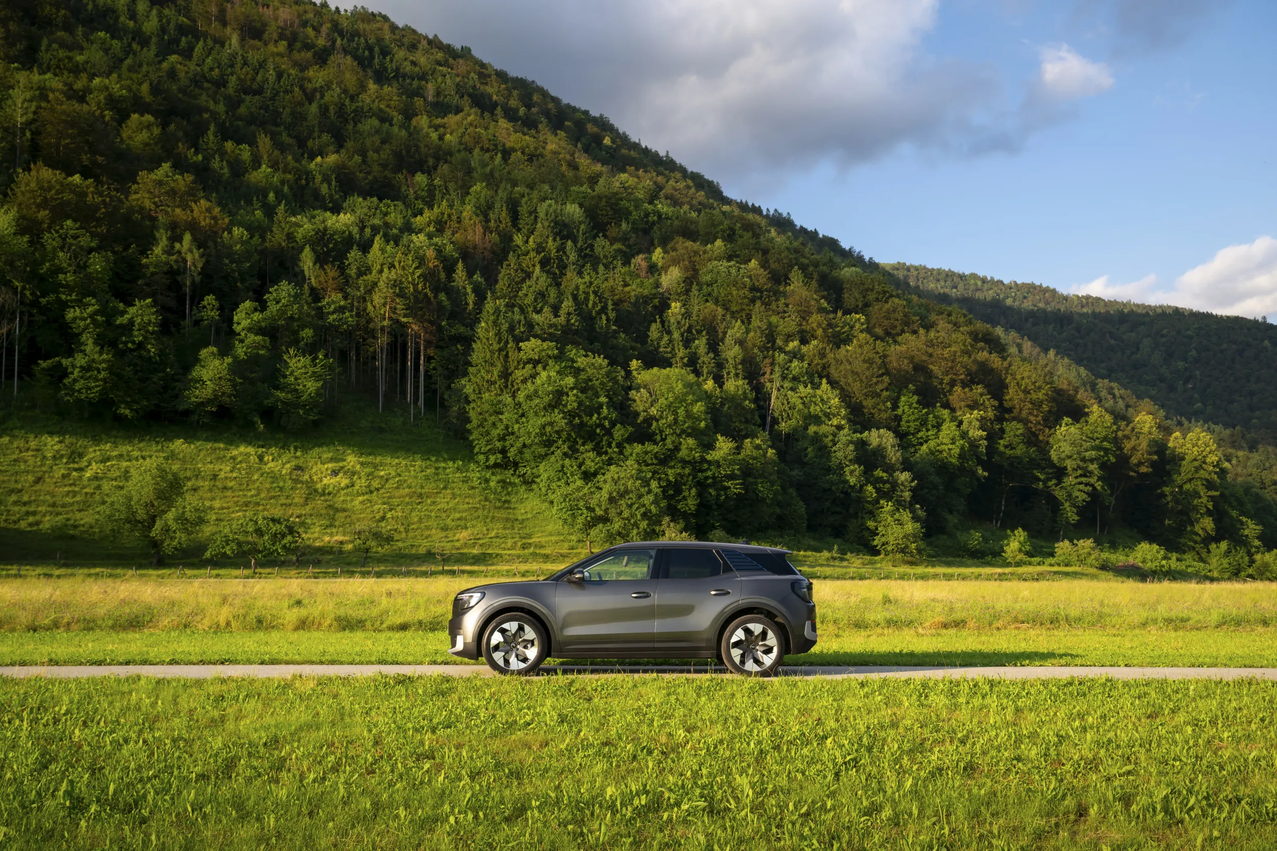 Ford Explorer EV