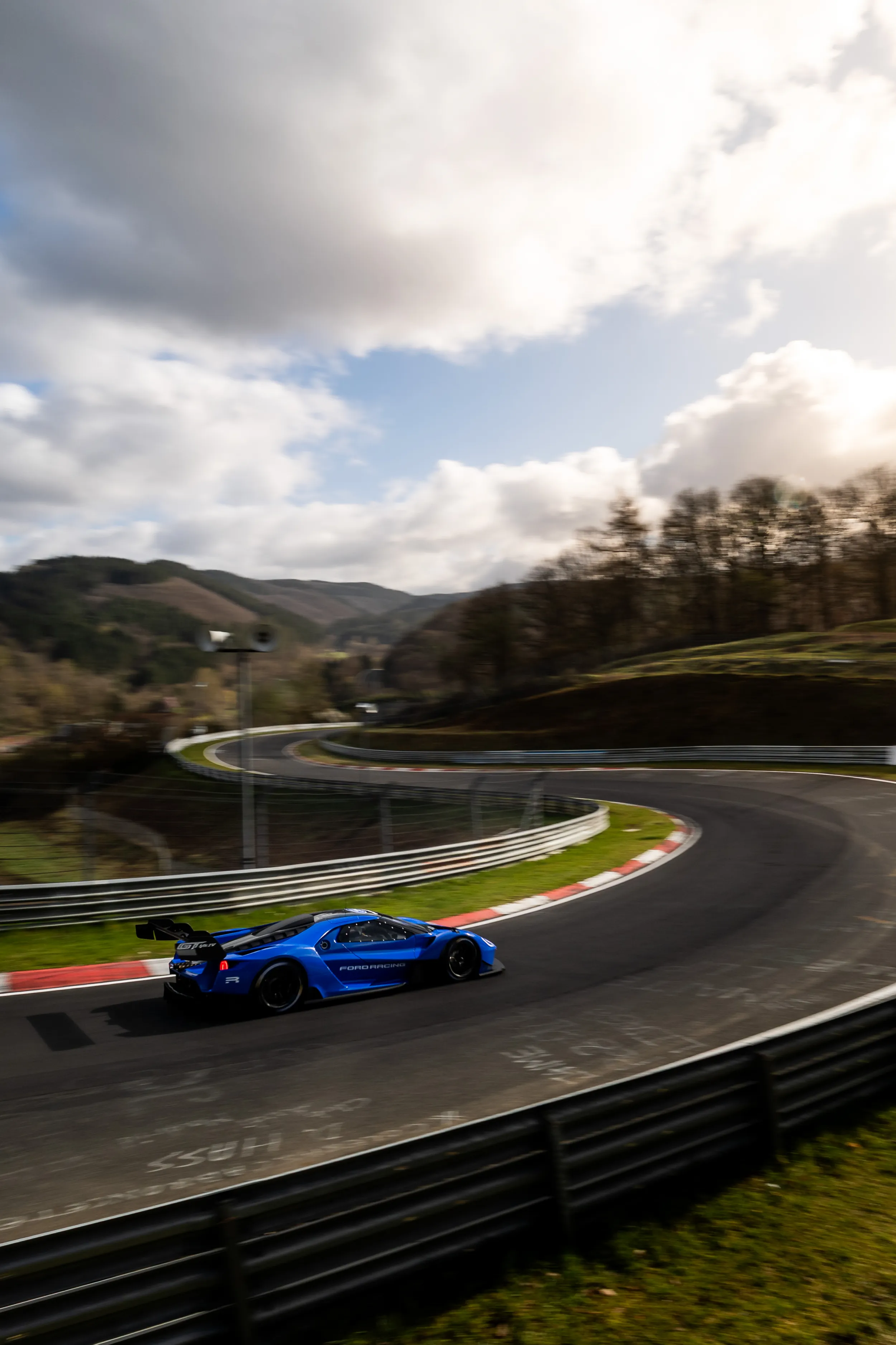 Ford GT Mk IV Conquers the Green Hell
