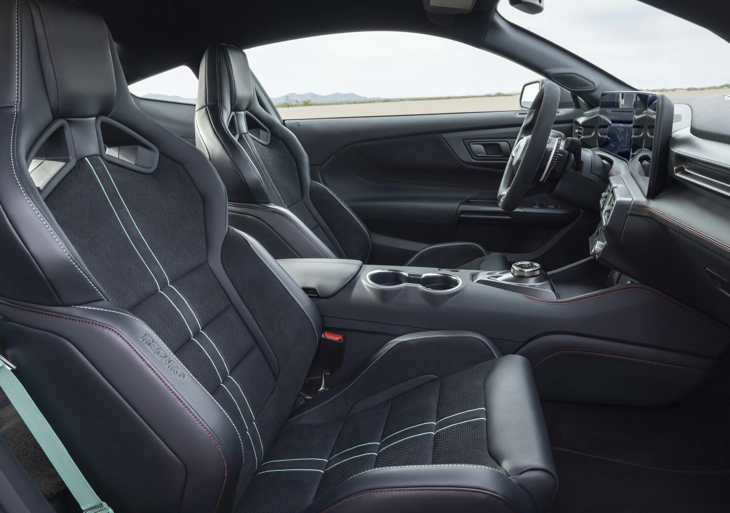 Ford Mustang Dark Horse SC
