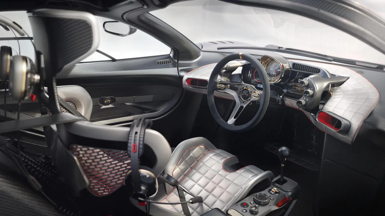 Gordon Murray Special Vehicles S1 LM