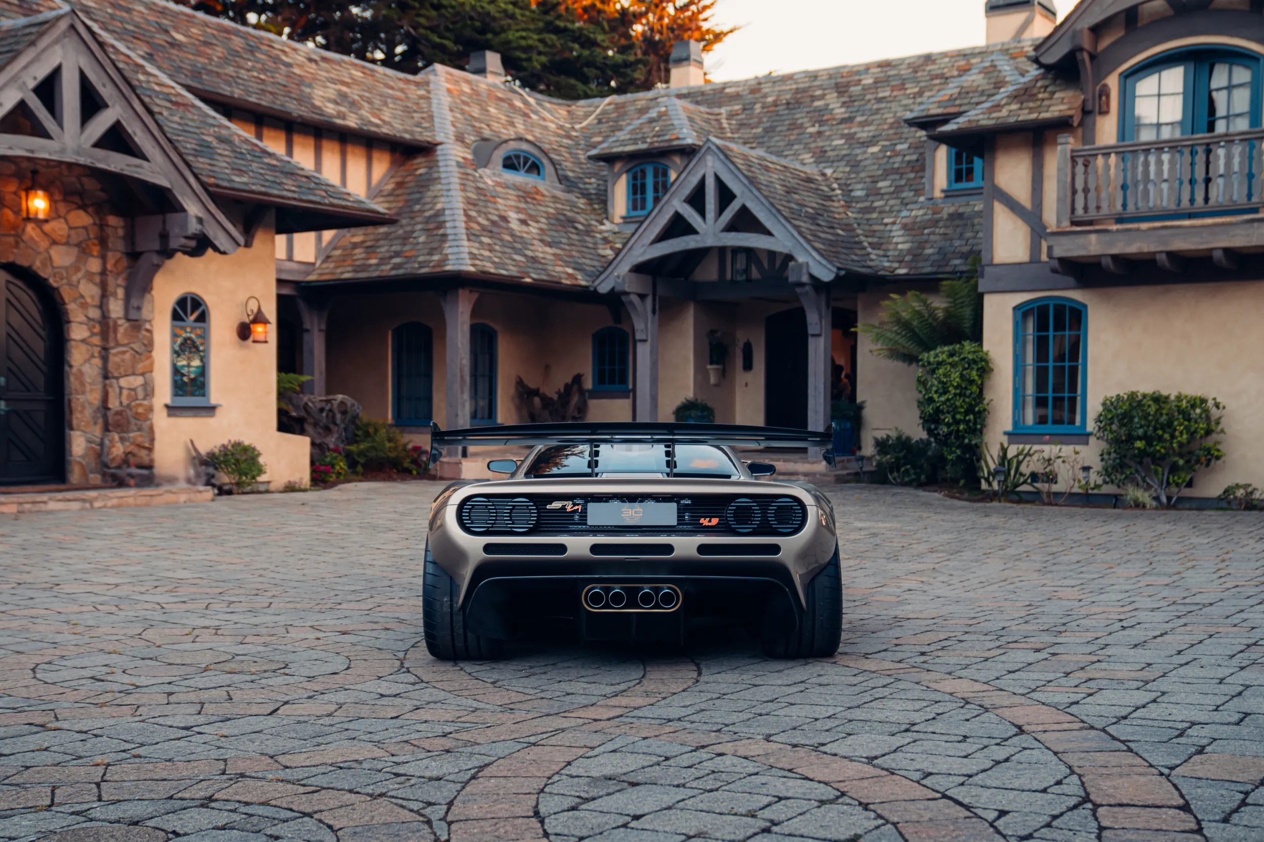 Gordon Murray Special Vehicles S1 LM