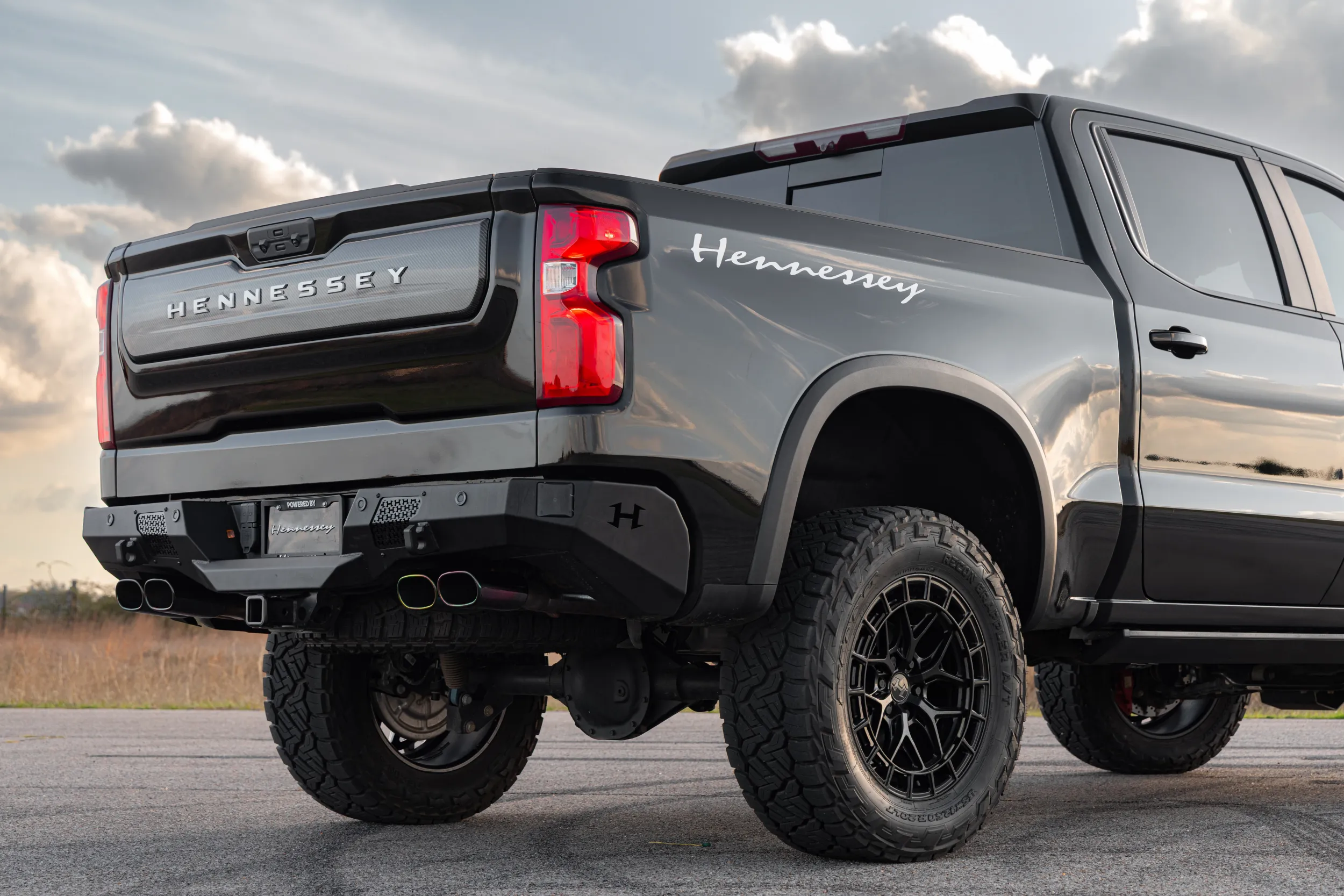 Hennessey Goliath 700