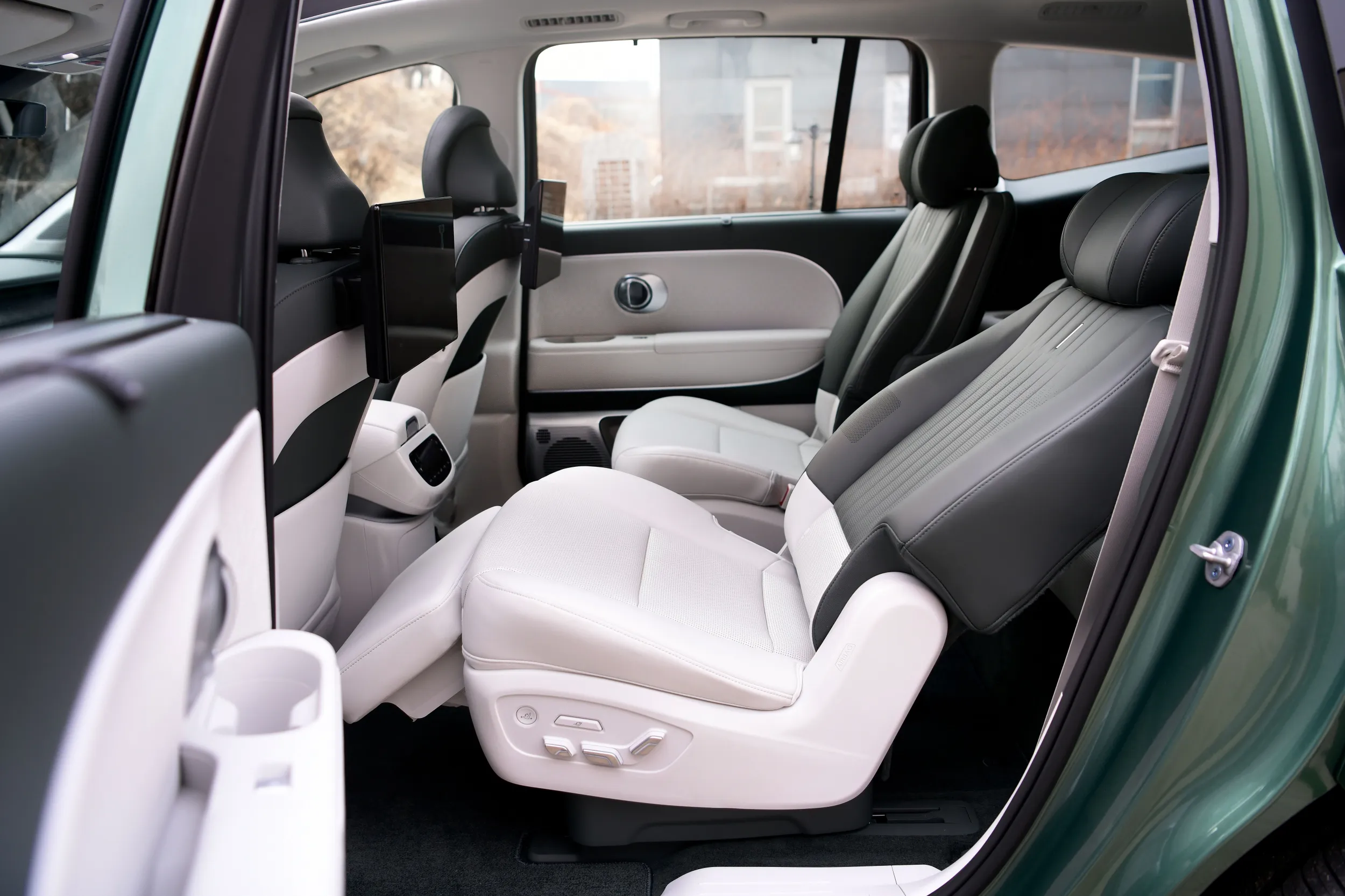 Hyundai IONIQ 9
