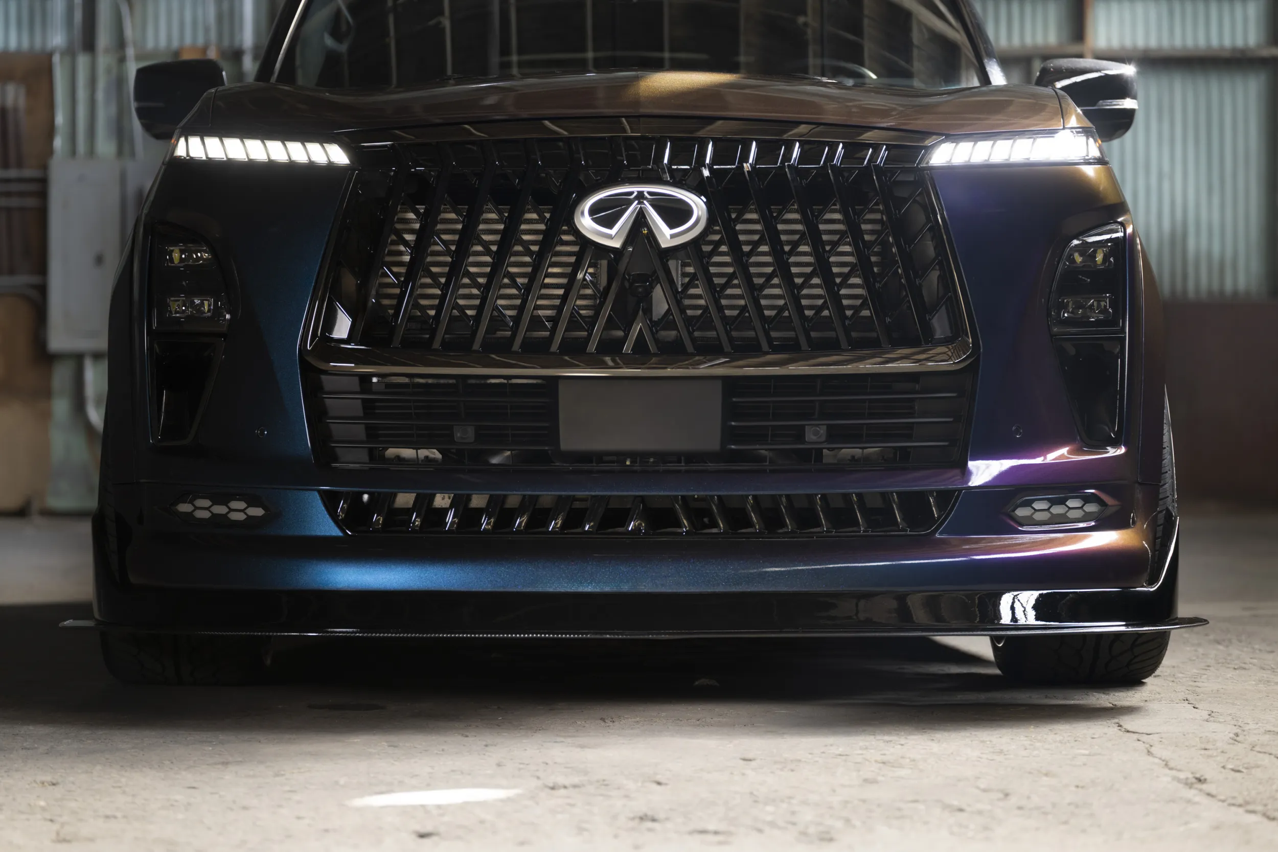 INFINITI QX80 R-Spec