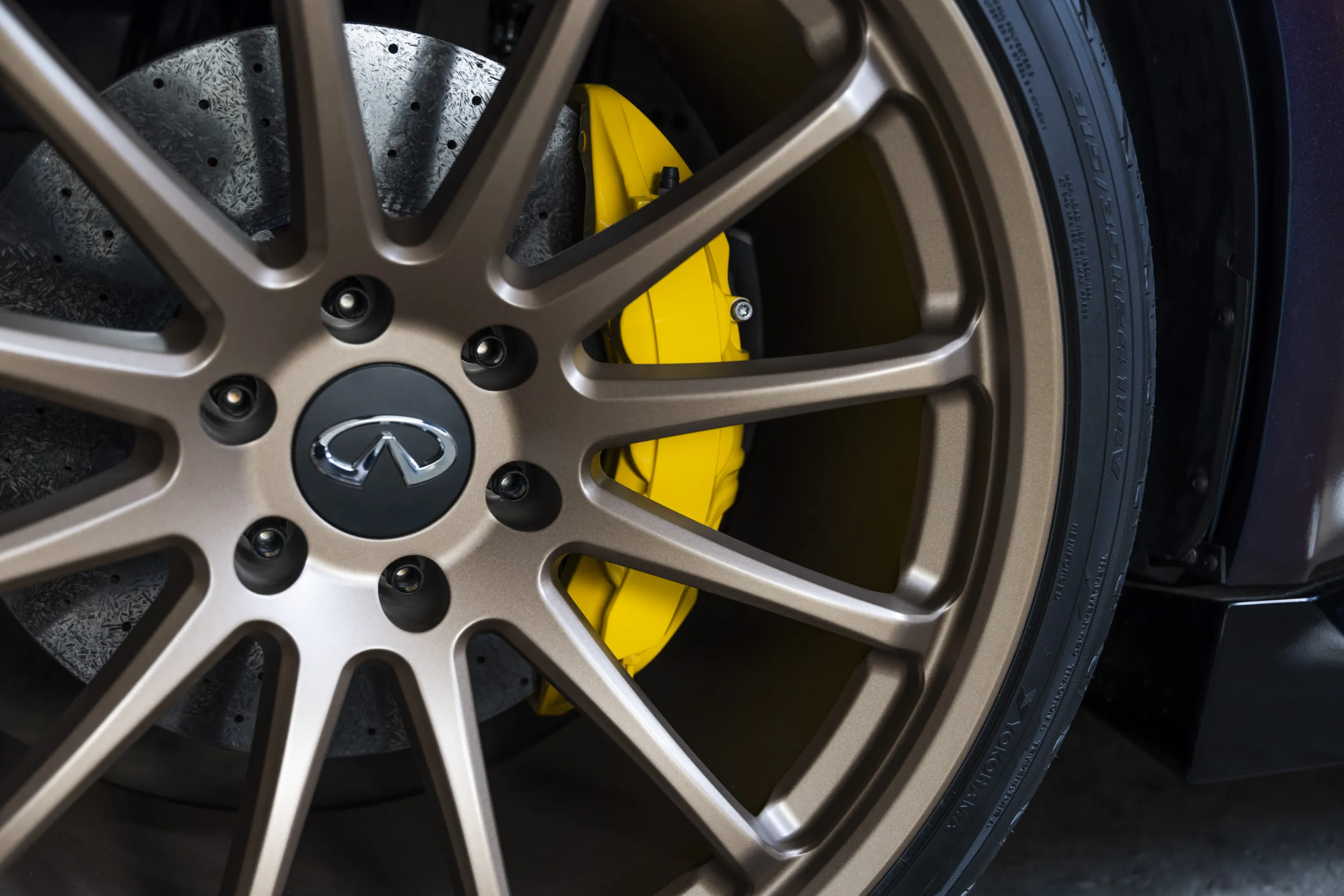 INFINITI QX80 R-Spec
