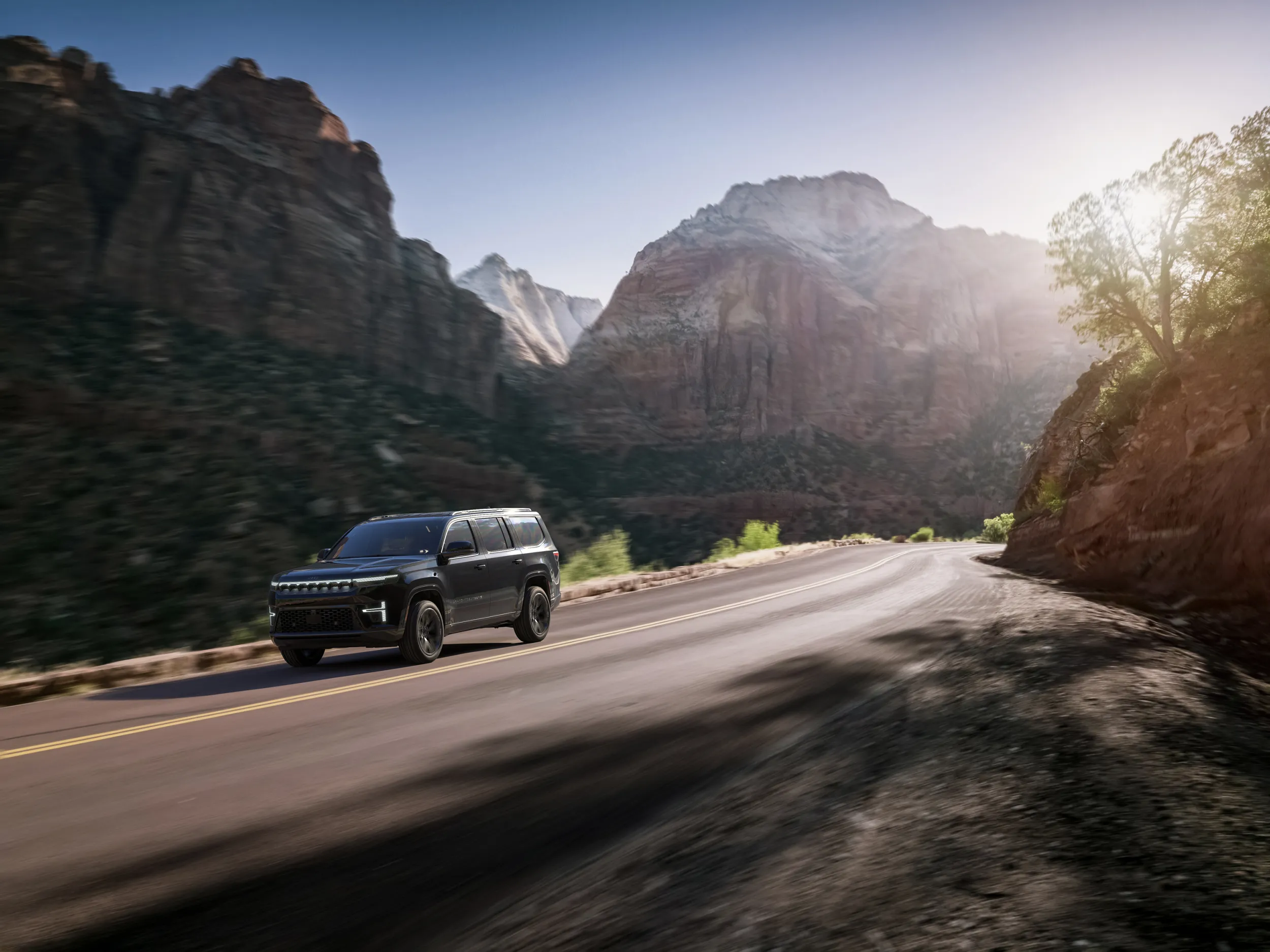 Jeep Grand Wagoneer