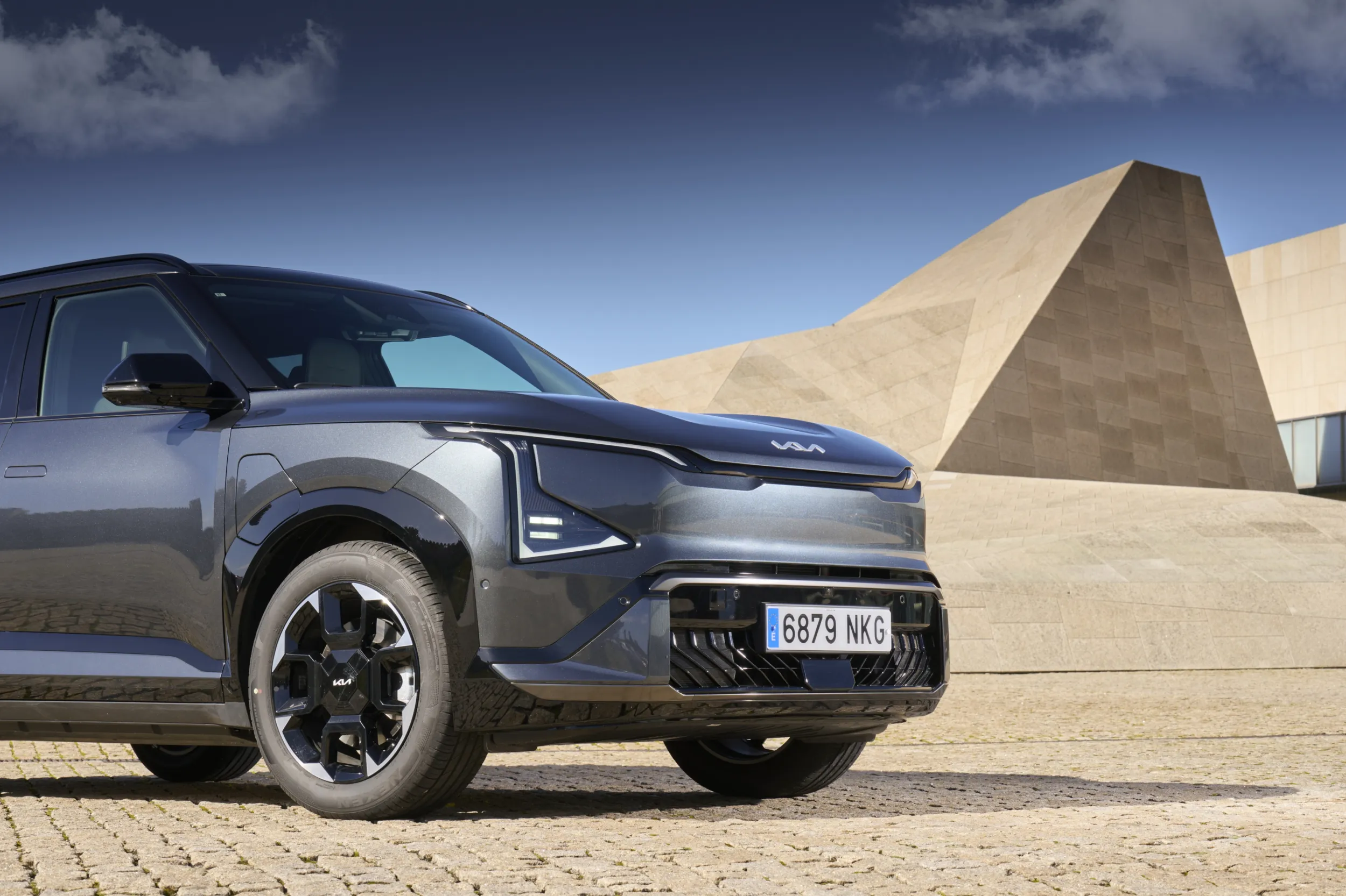 KIA EV5