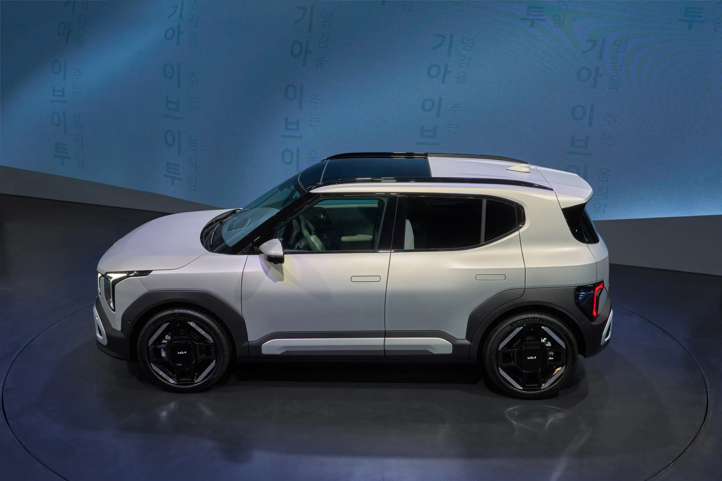 Kia EV2