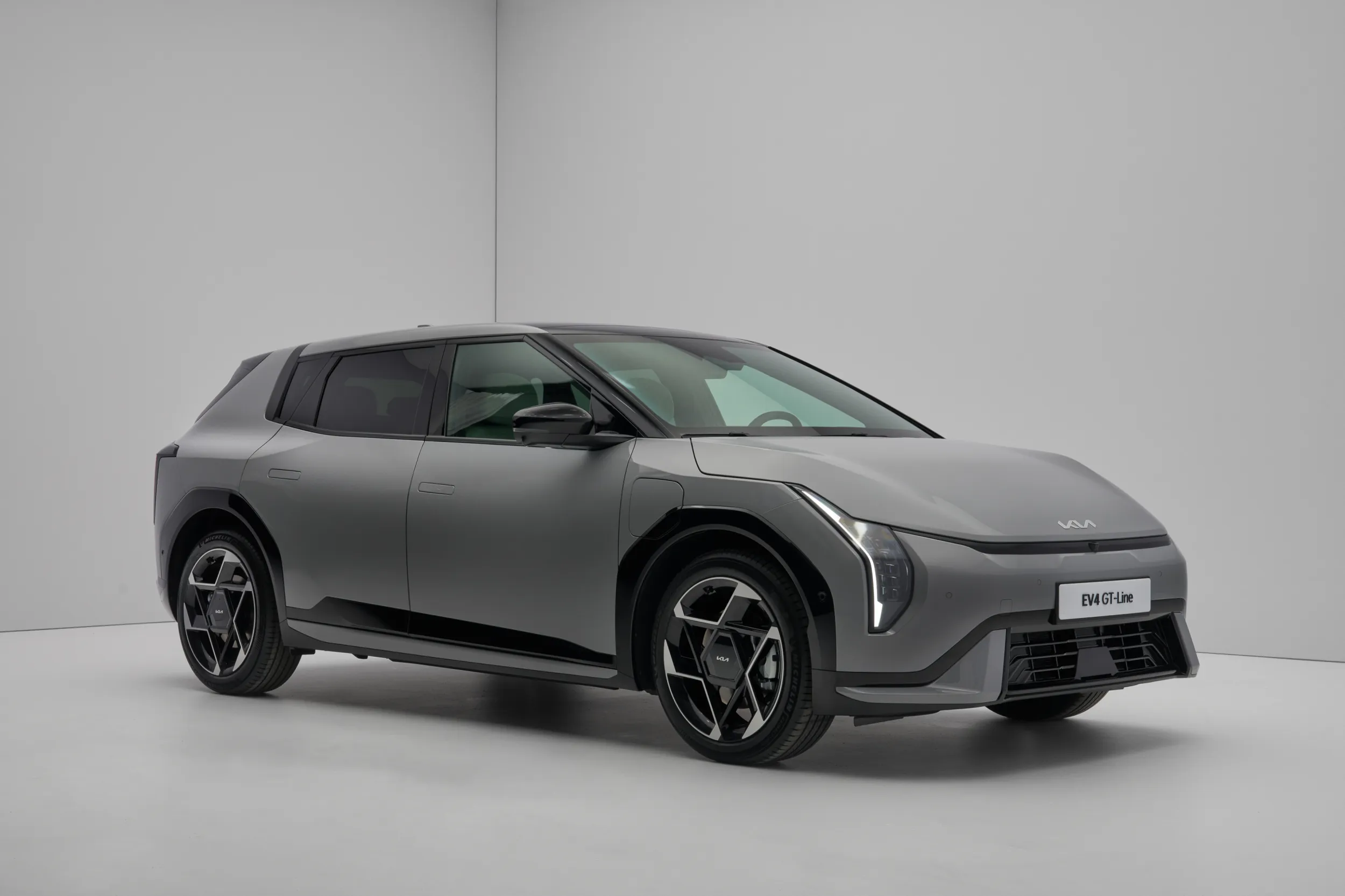 Kia EV4