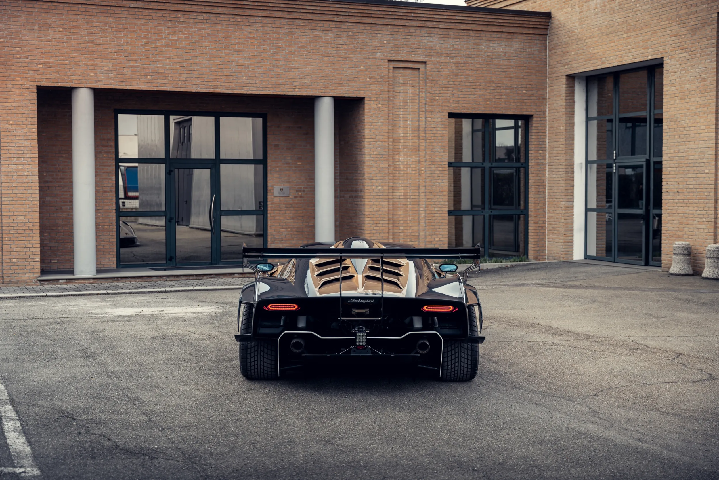 Lamborghini Essenza SCV12