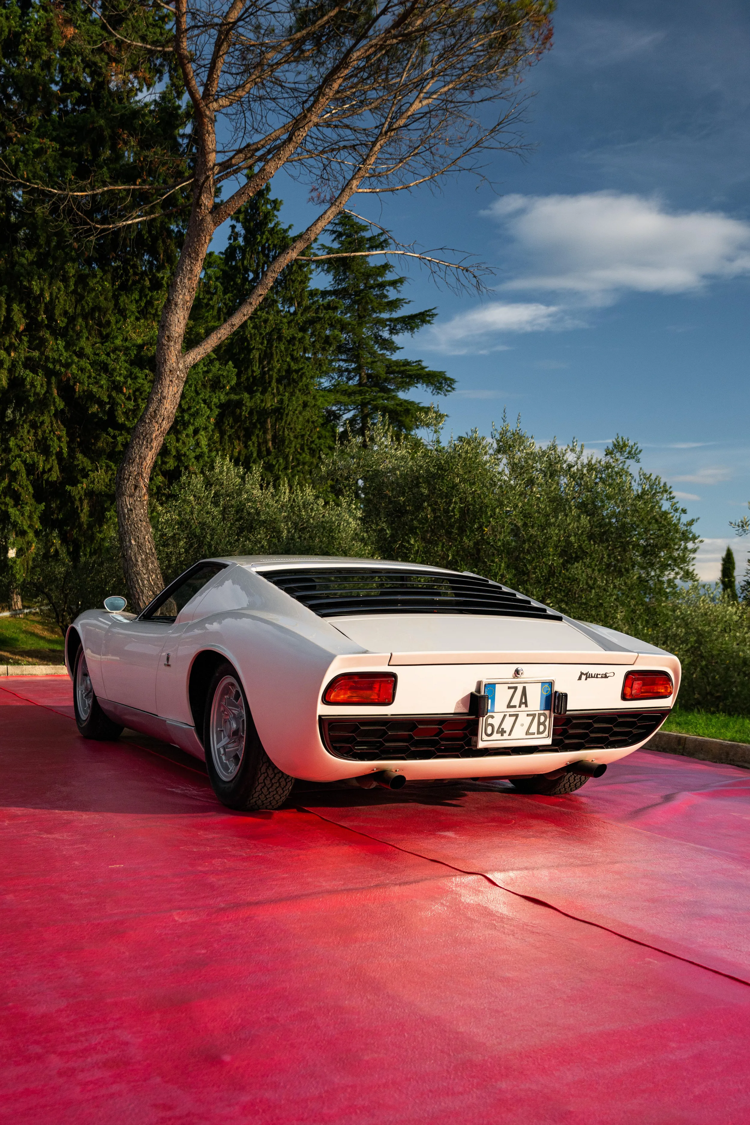 Lamborghini Miura