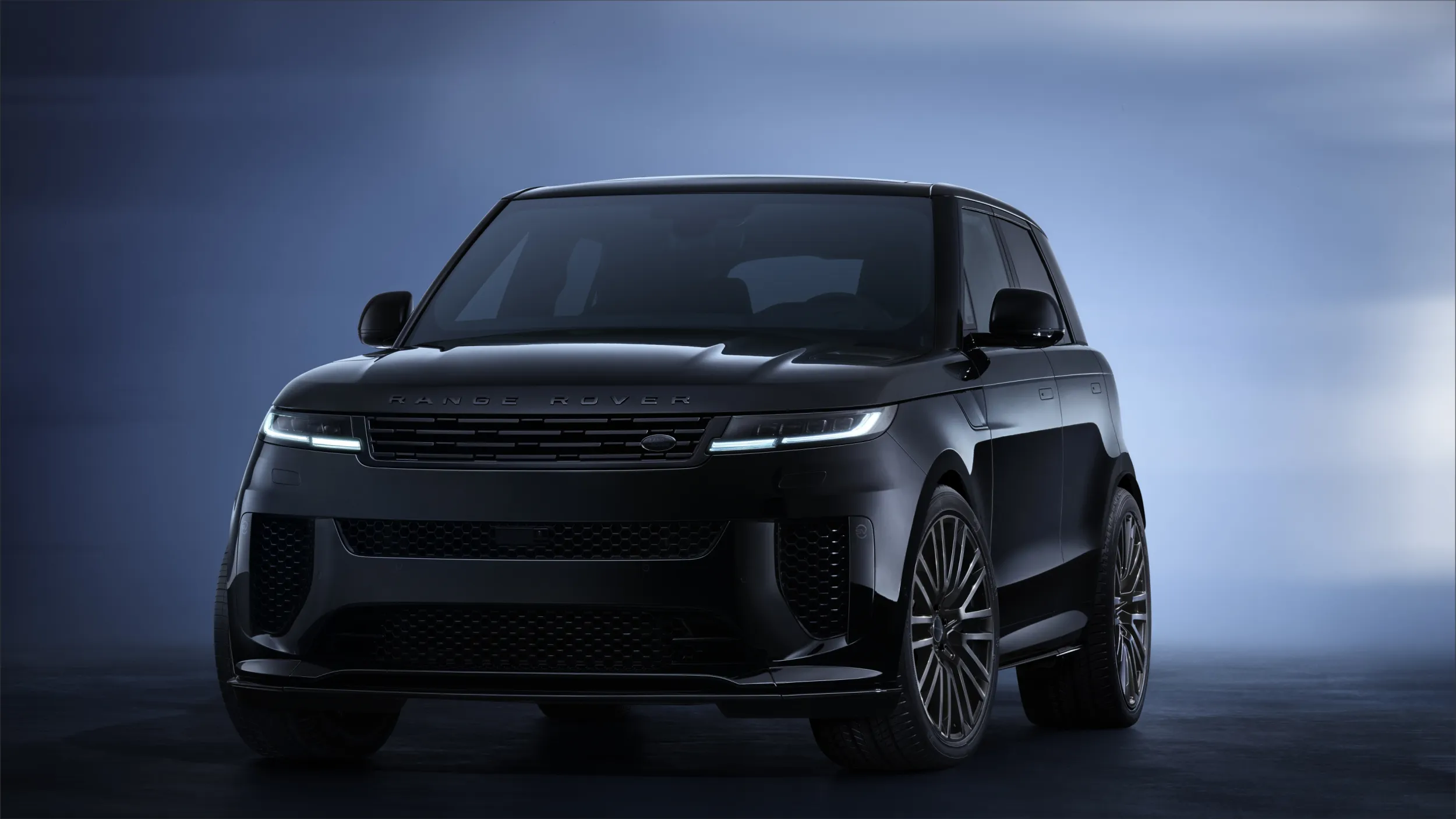 Land Rover Defender Octa Black