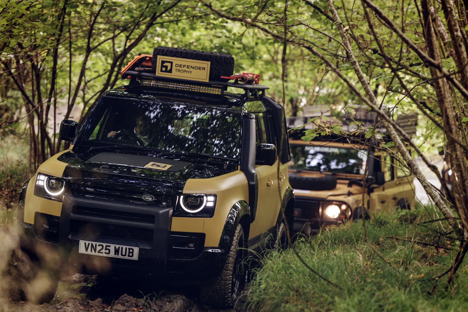 Land Rover Defender Trophy