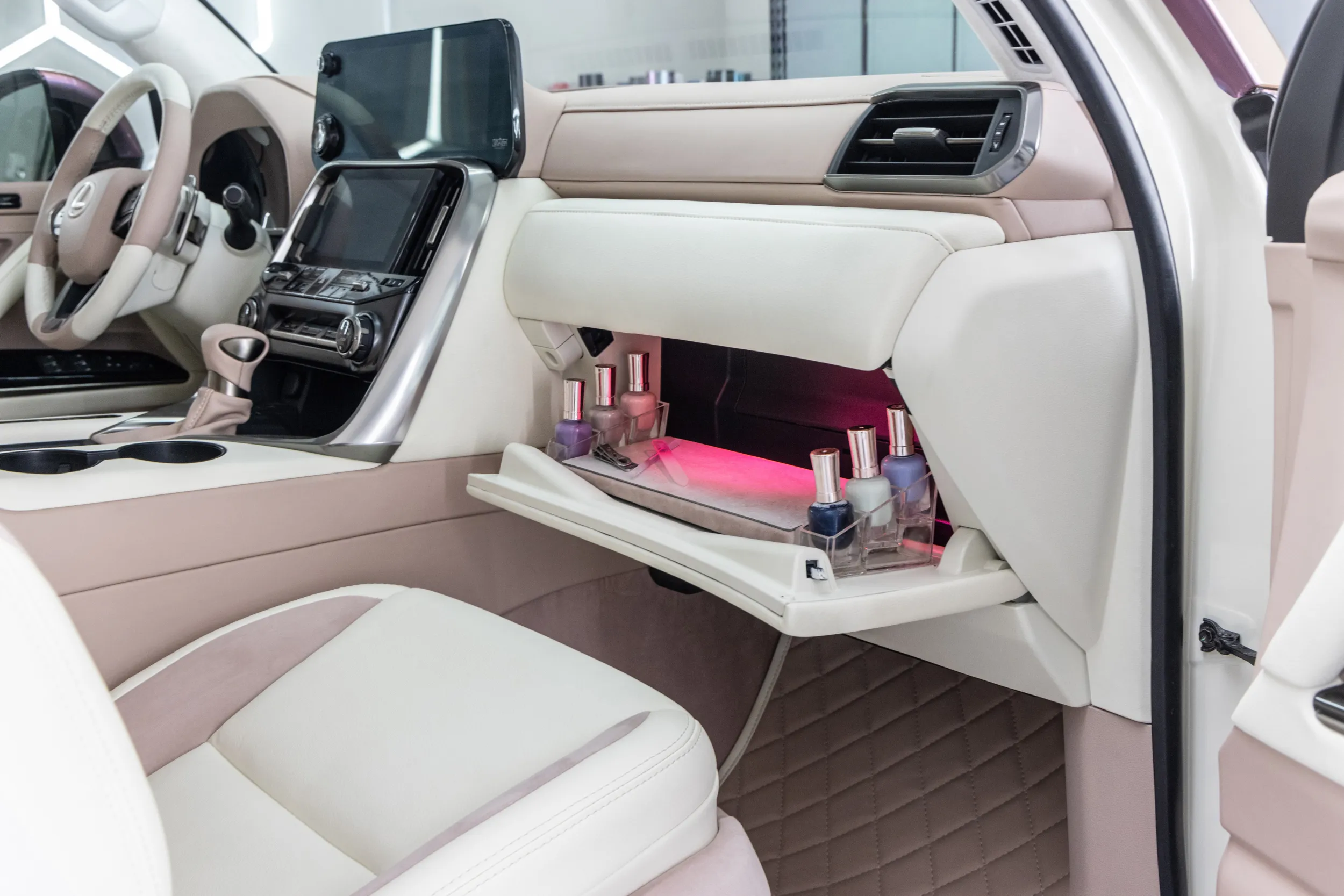 Lexus Glam LX