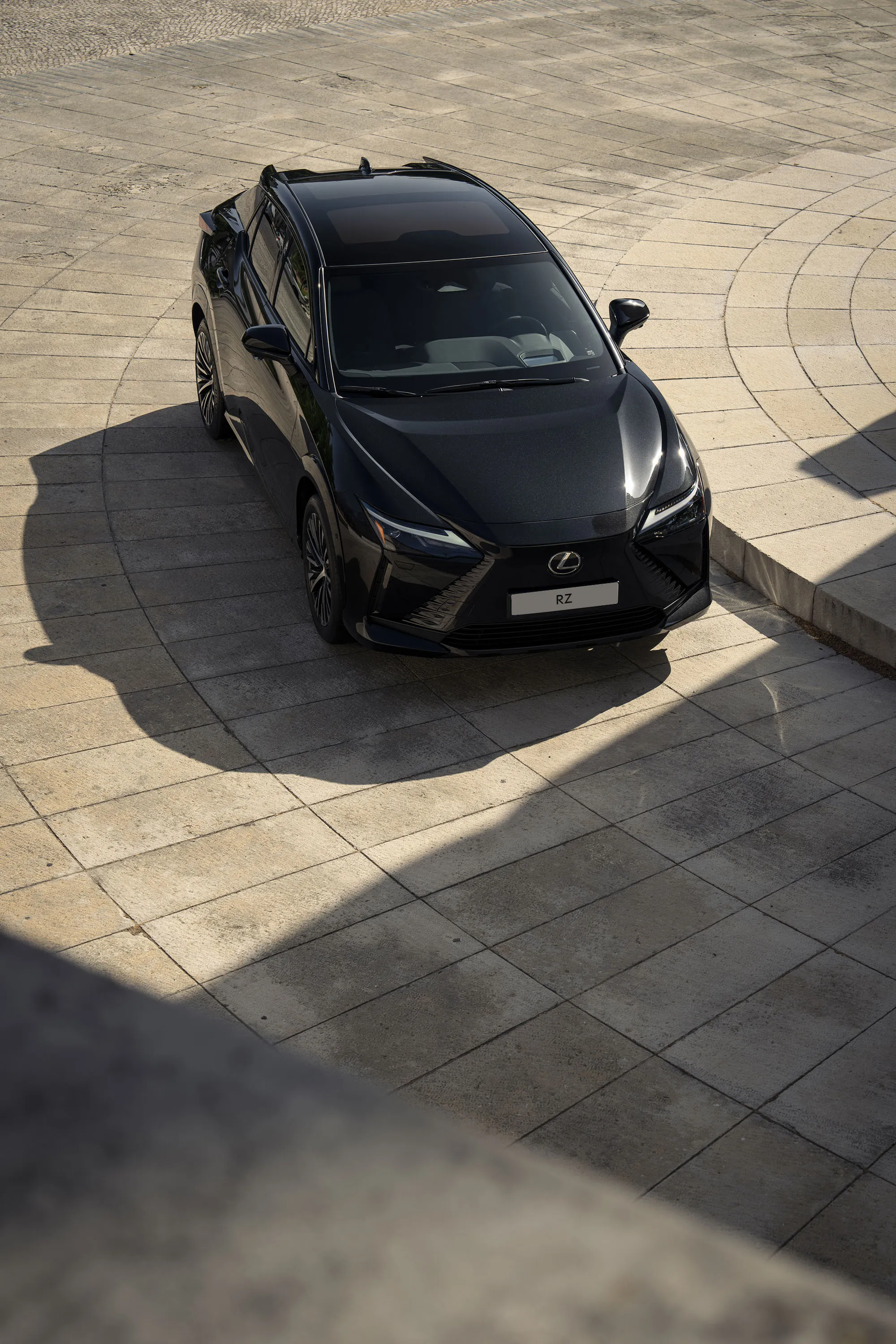 Lexus RZ 550e F Sport