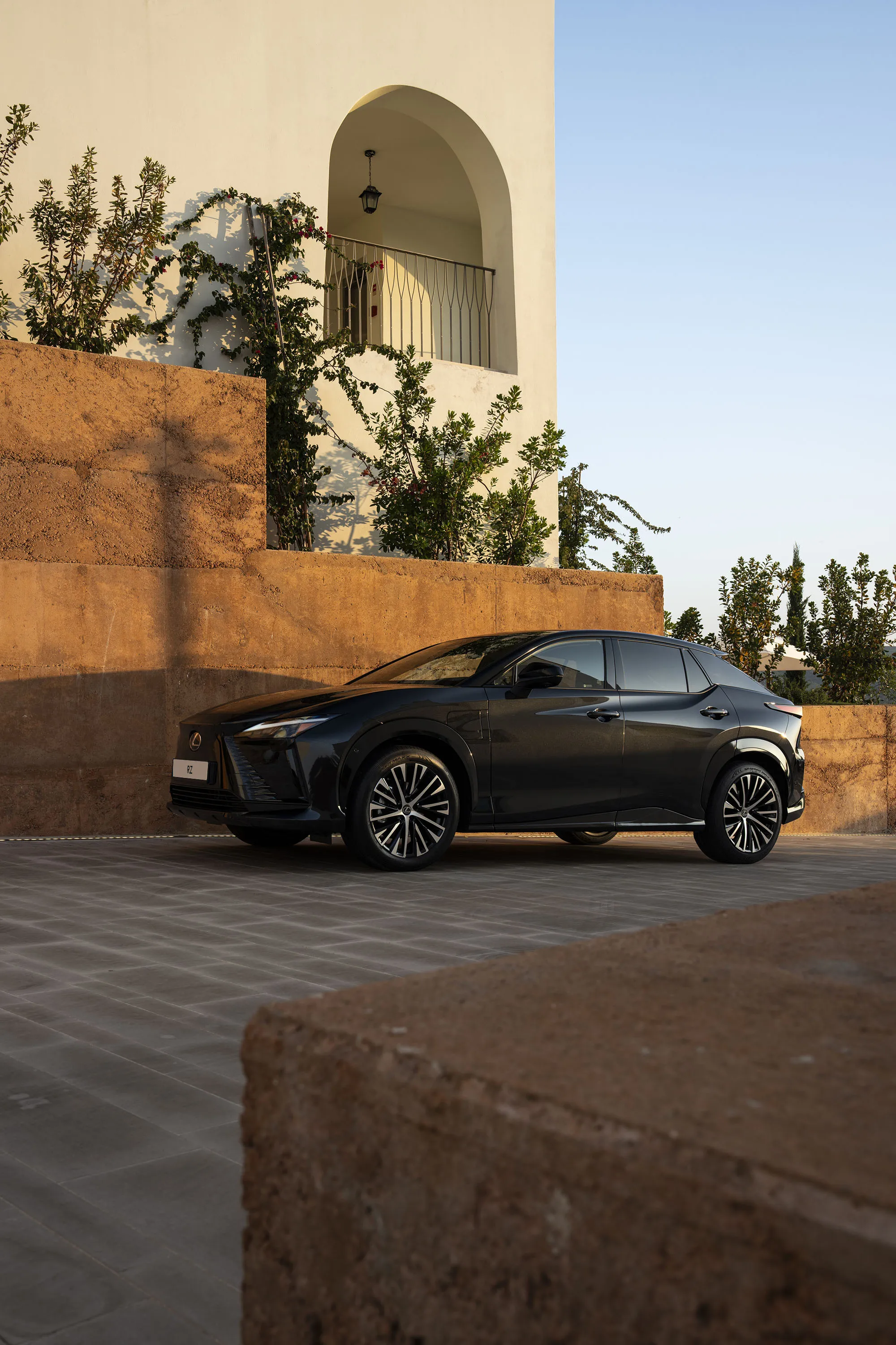Lexus RZ 550e F Sport