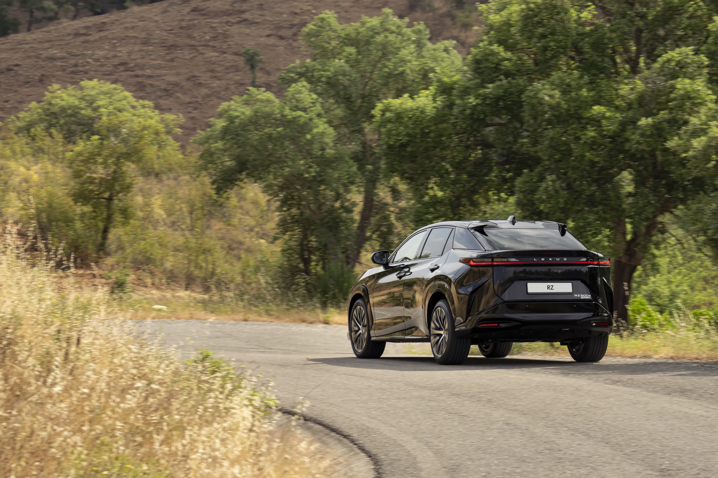Lexus RZ 550e F Sport