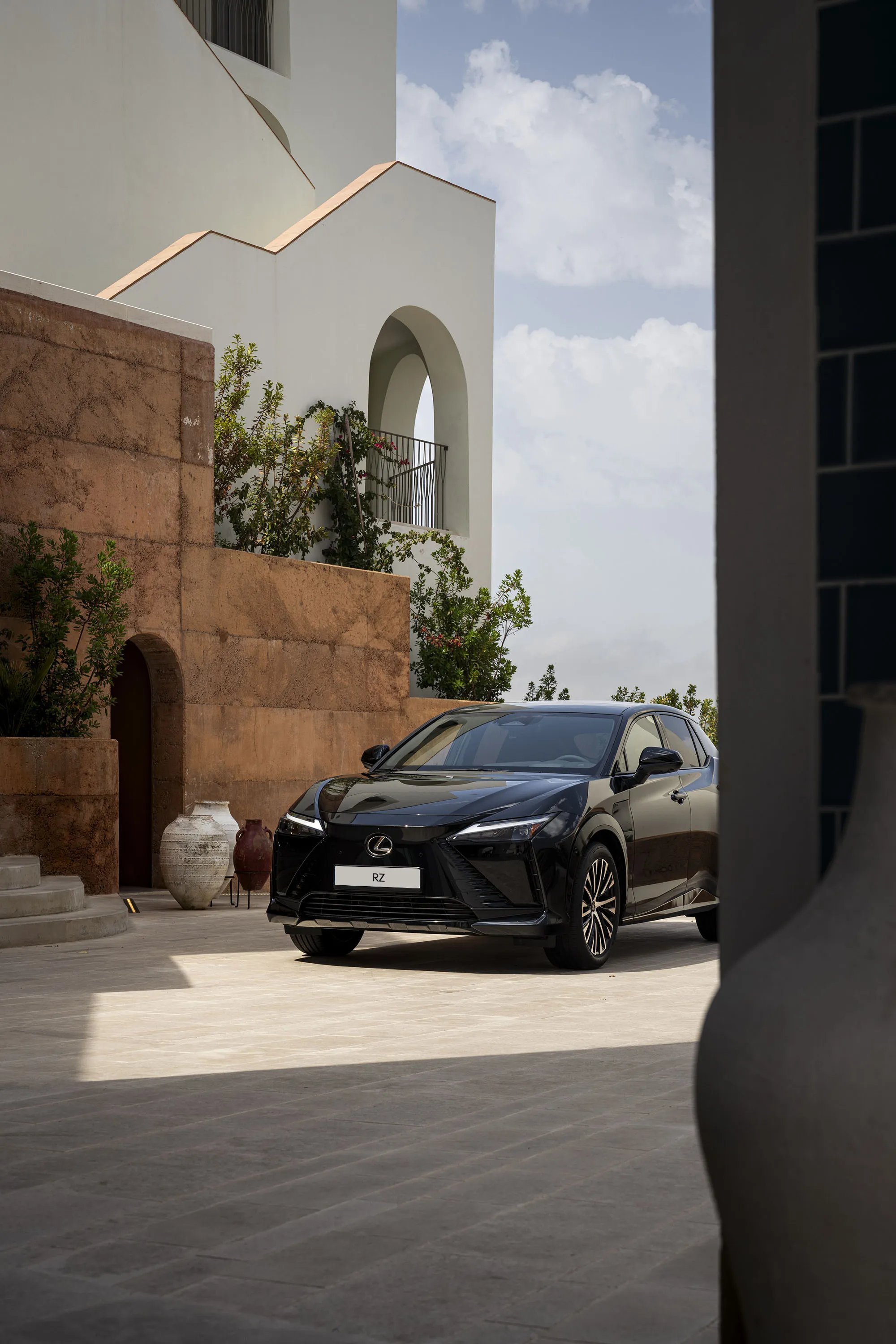 Lexus RZ 550e F Sport
