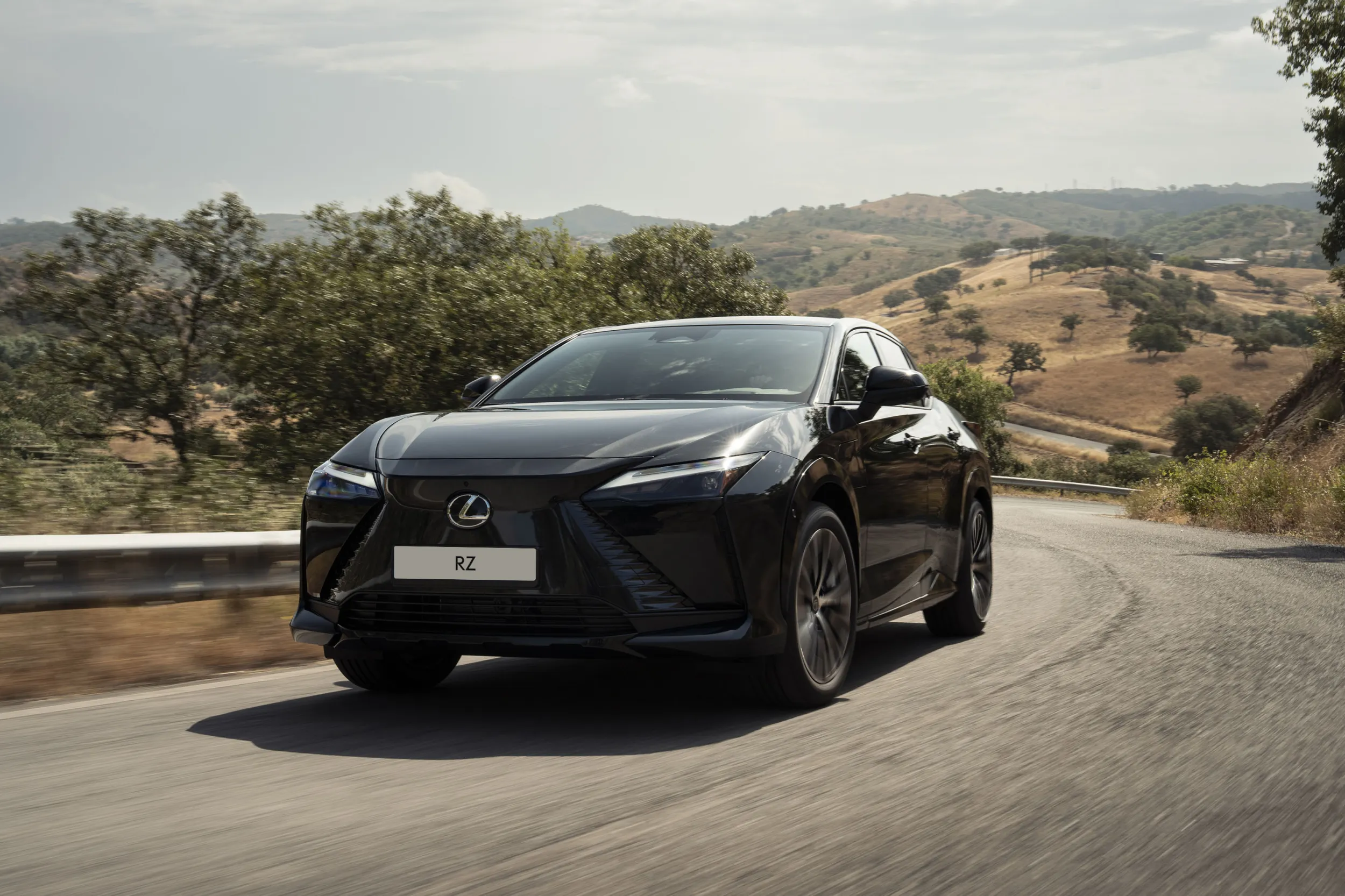 Lexus RZ 550e F Sport