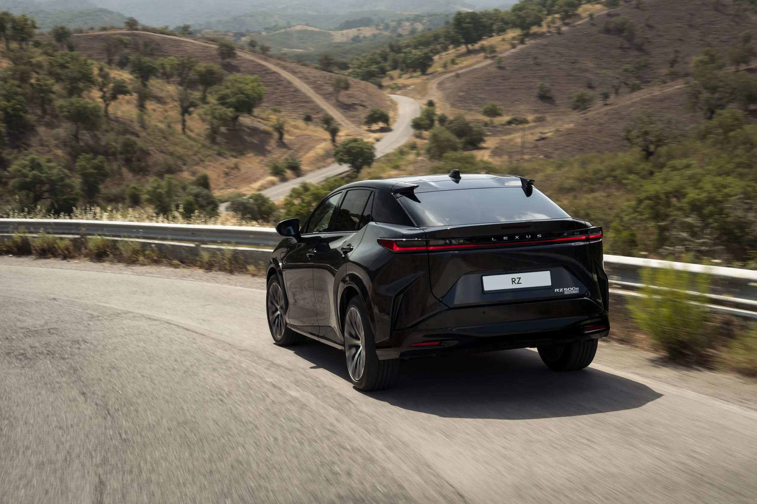 Lexus RZ 550e F Sport