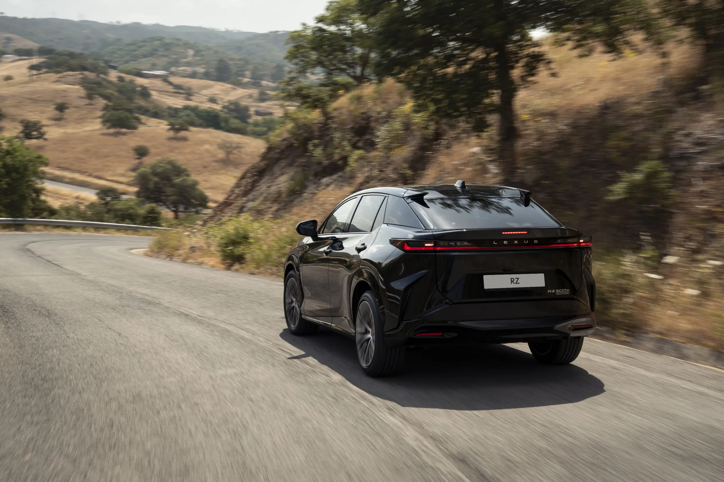 Lexus RZ 550e F Sport