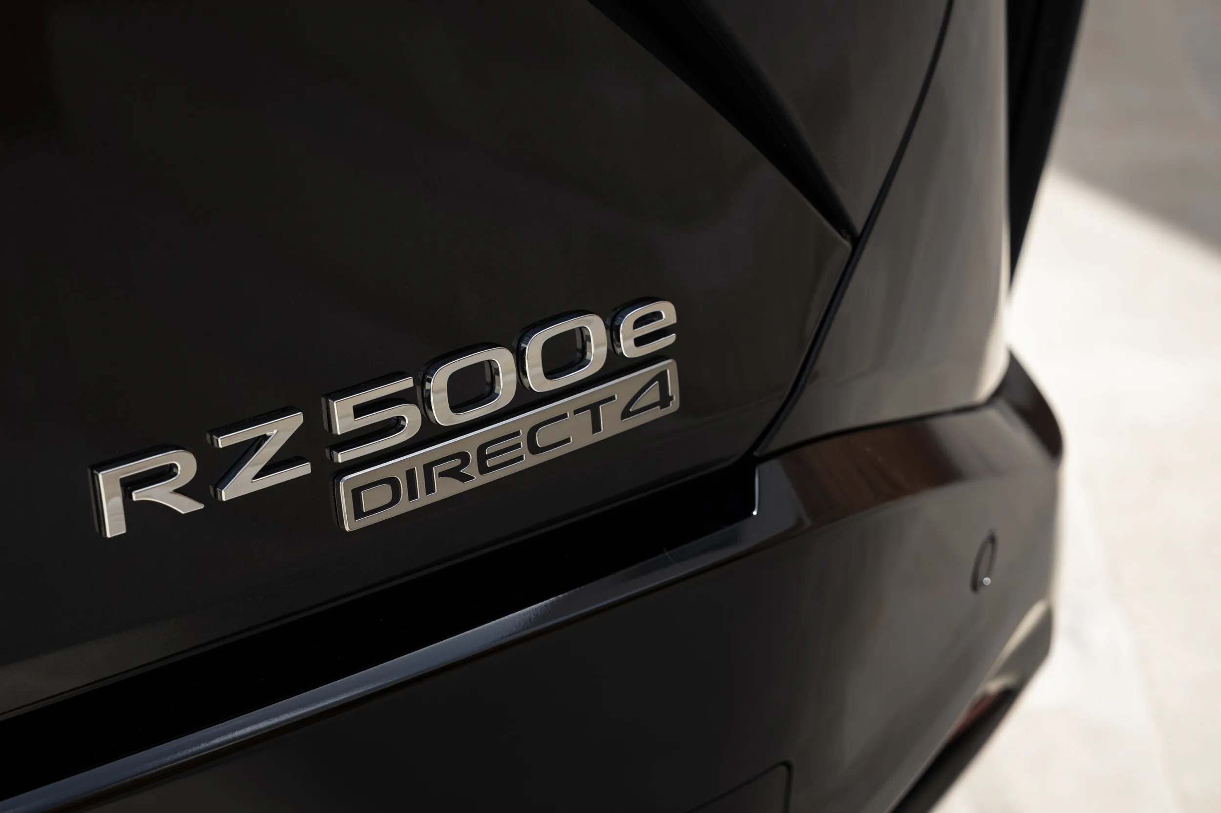 Lexus RZ 550e F Sport