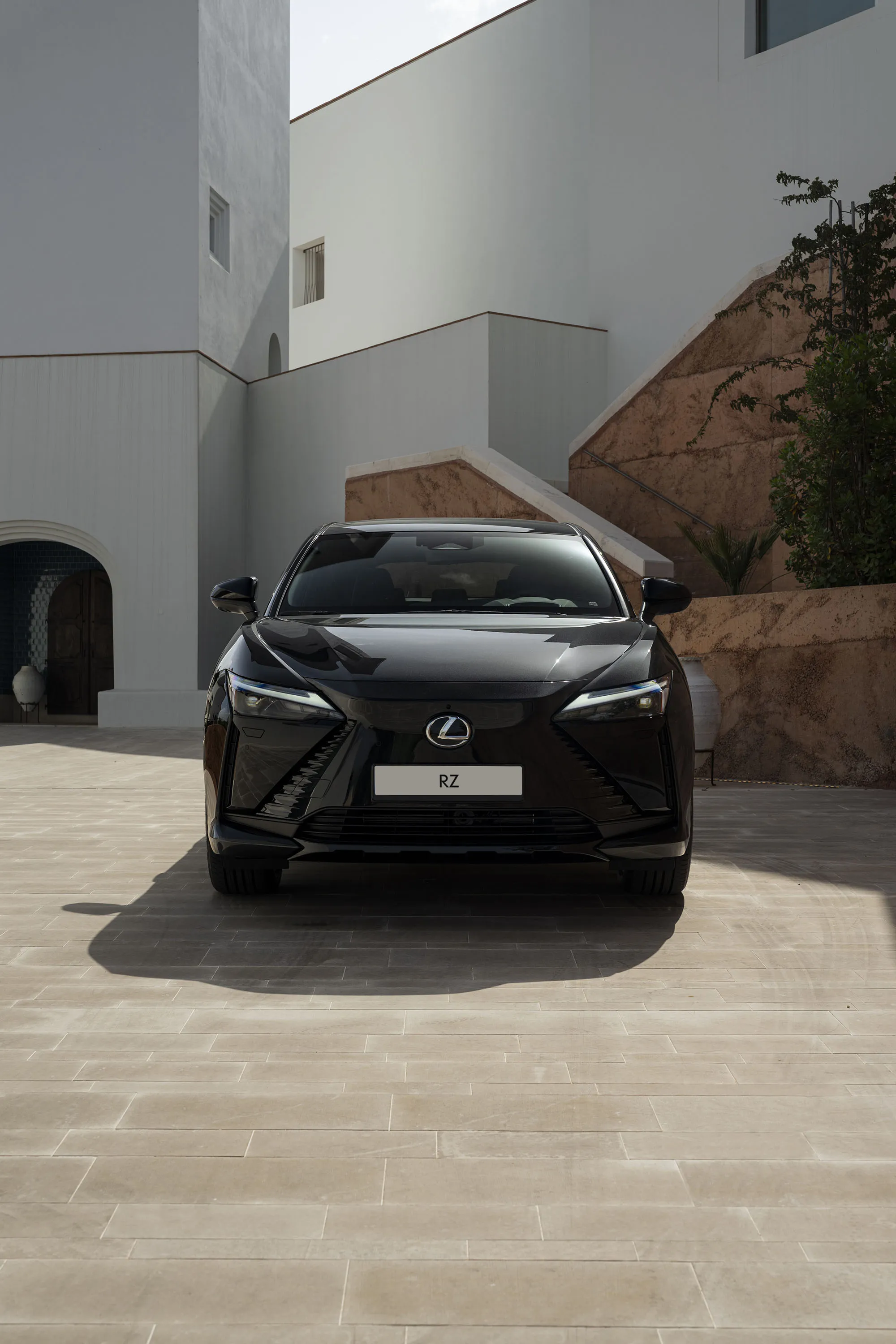 Lexus RZ 550e F Sport