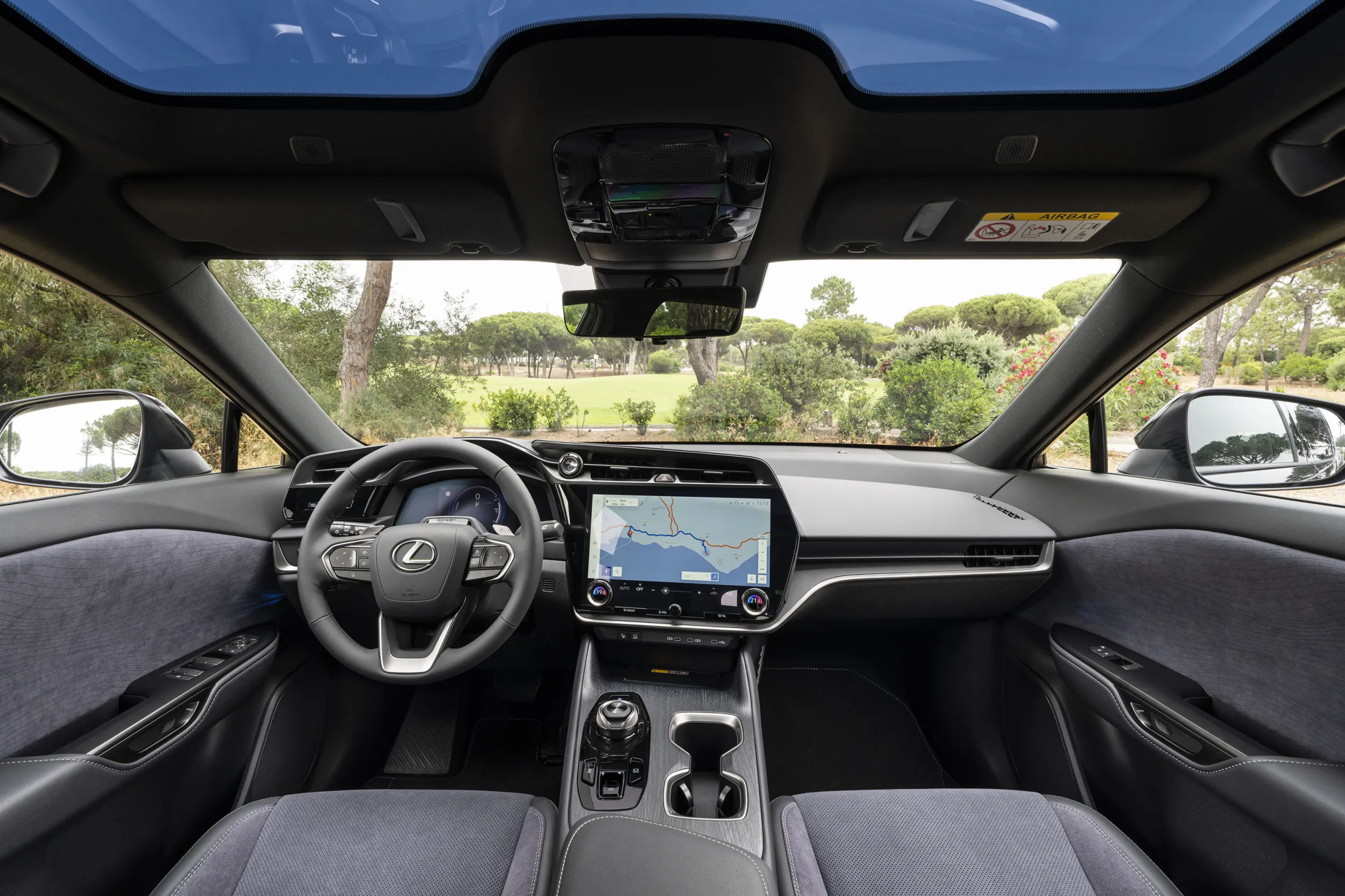 Lexus RZ 550e F Sport