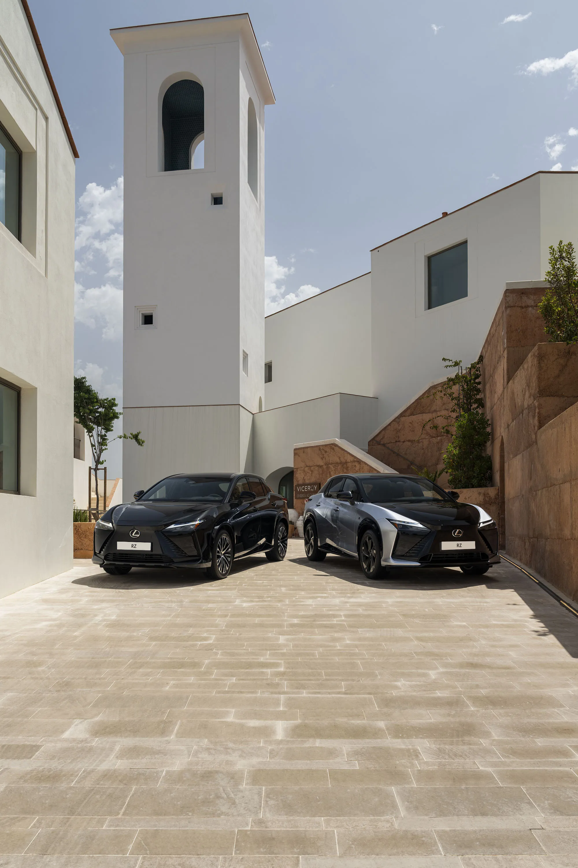 Lexus RZ 550e F Sport