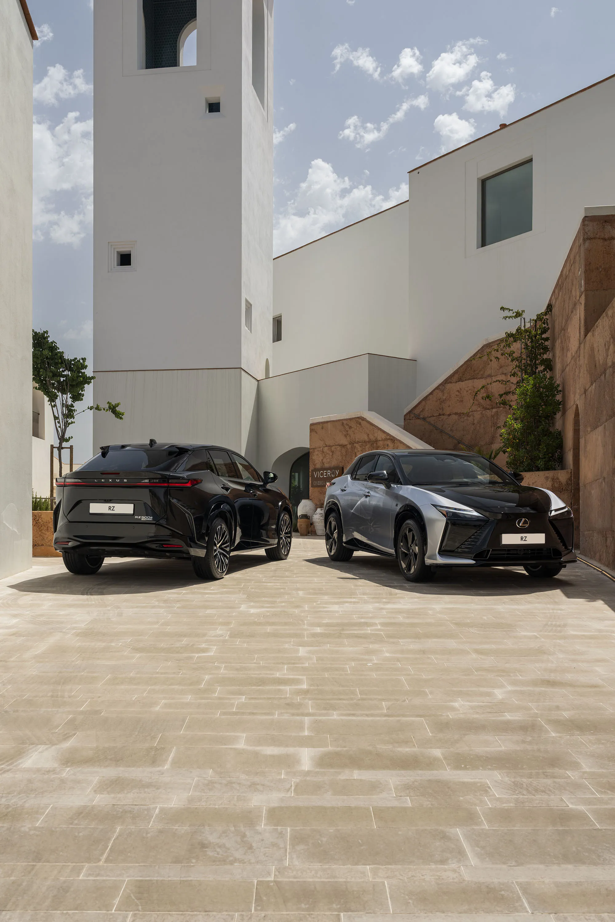 Lexus RZ 550e F Sport