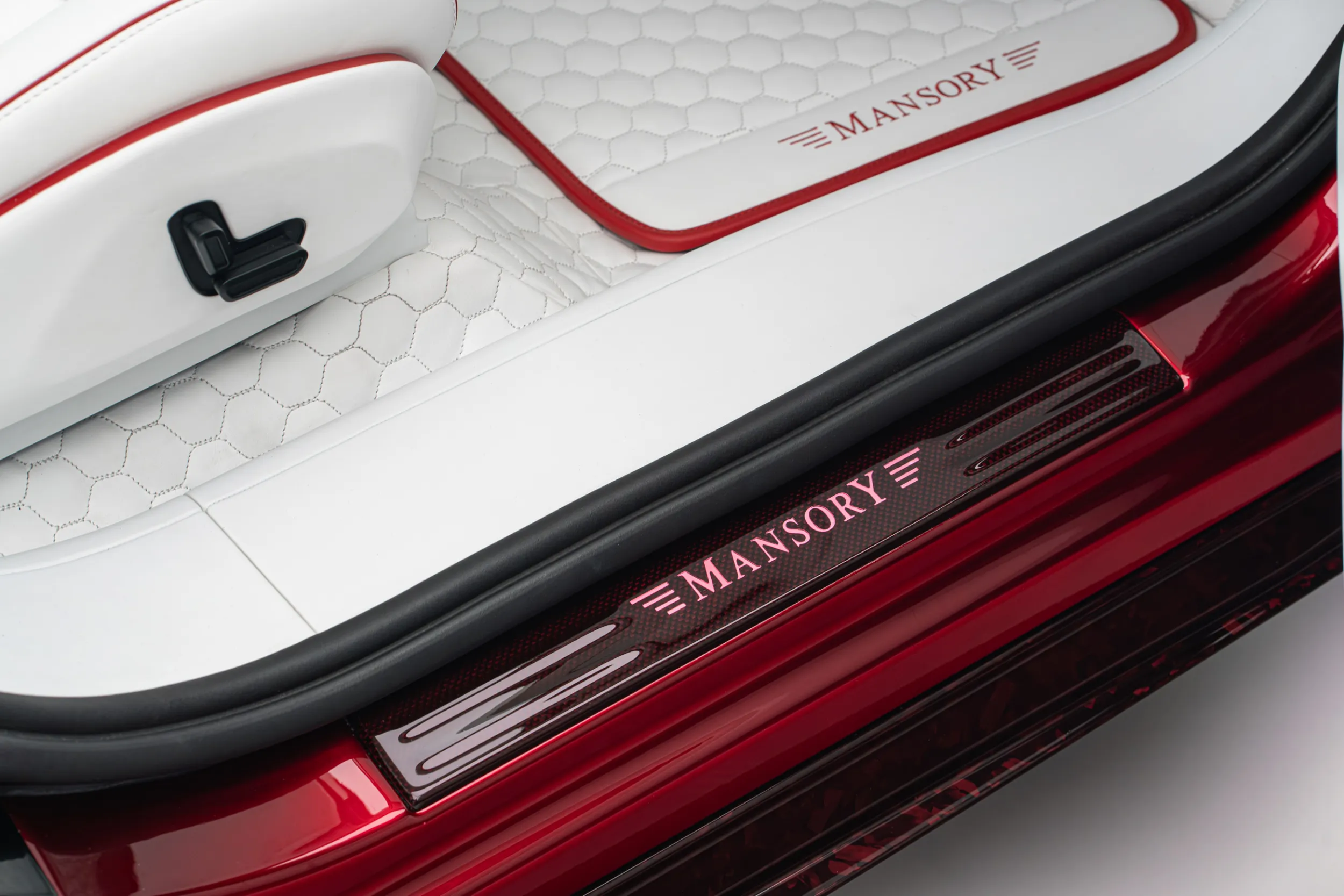 MANSORY Pugnator