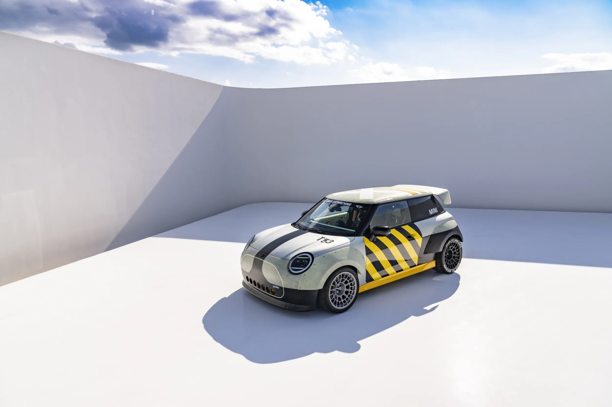 MINI JCW x Deus Ex Machina