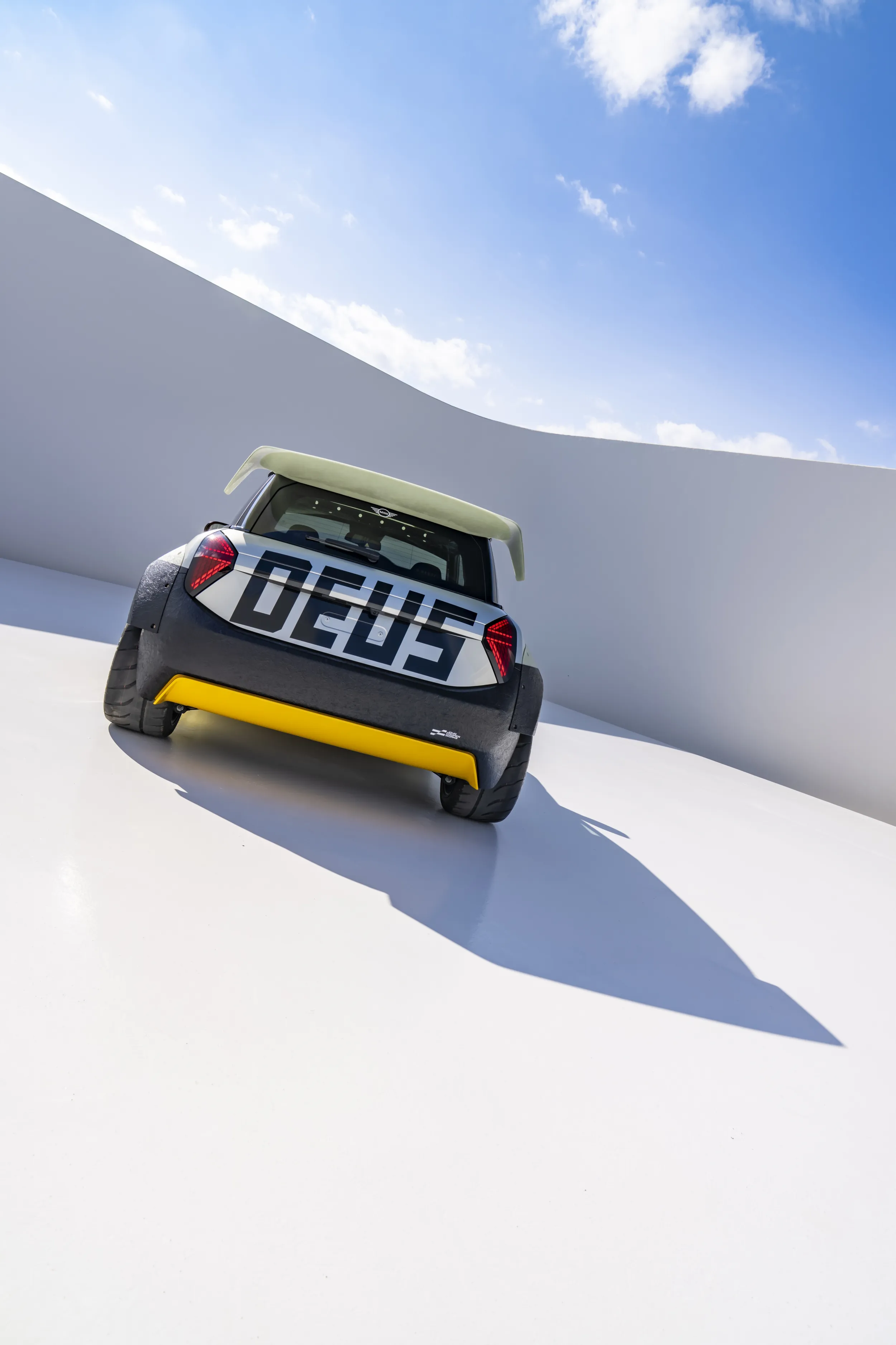 MINI JCW x Deus Ex Machina