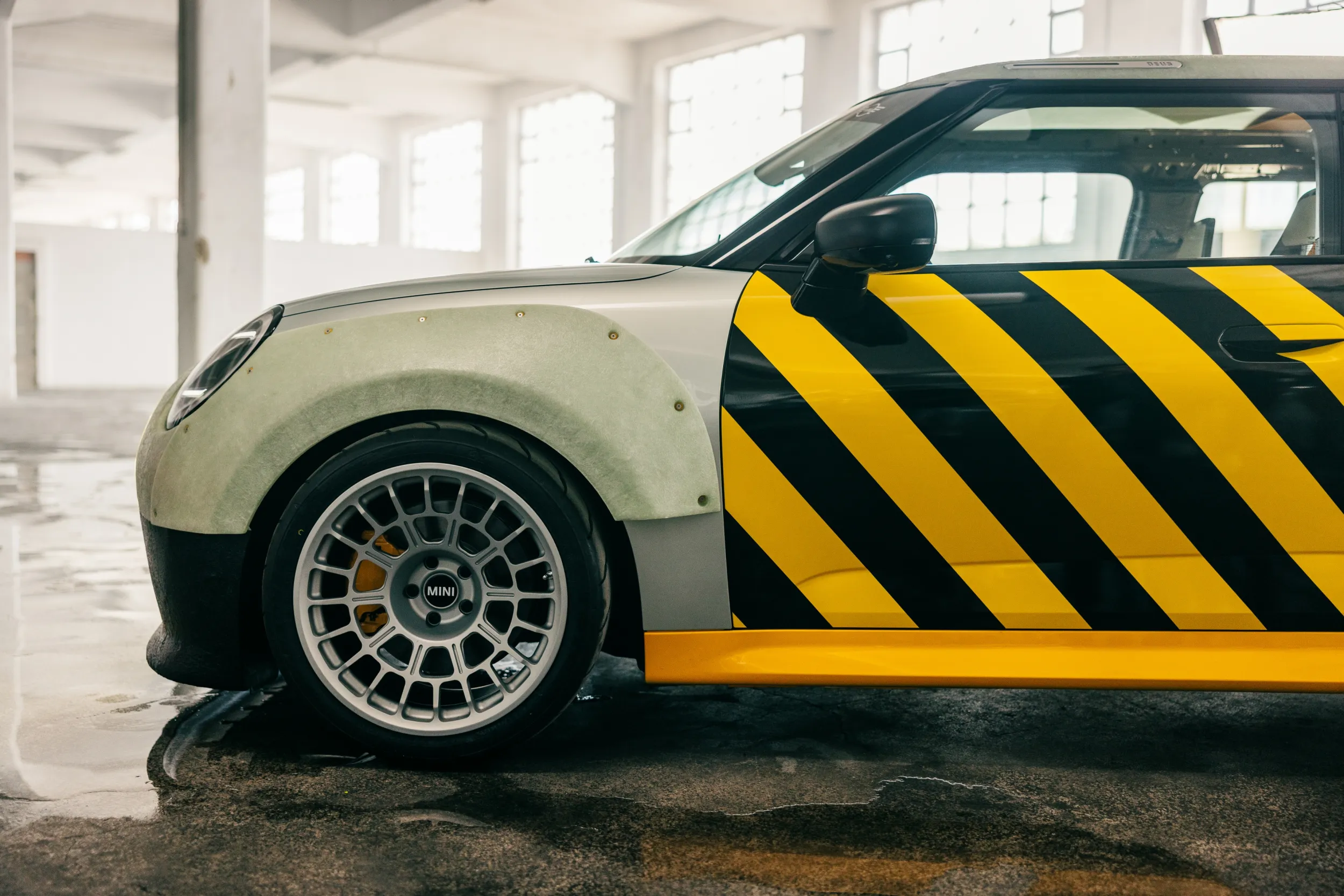 MINI JCW x Deus Ex Machina