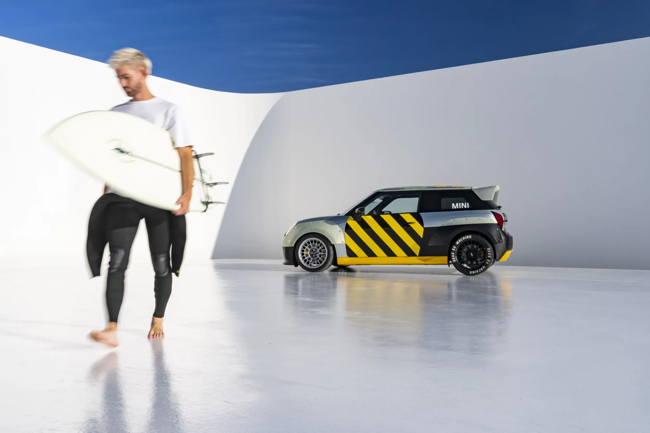 MINI JCW x Deus Ex Machina