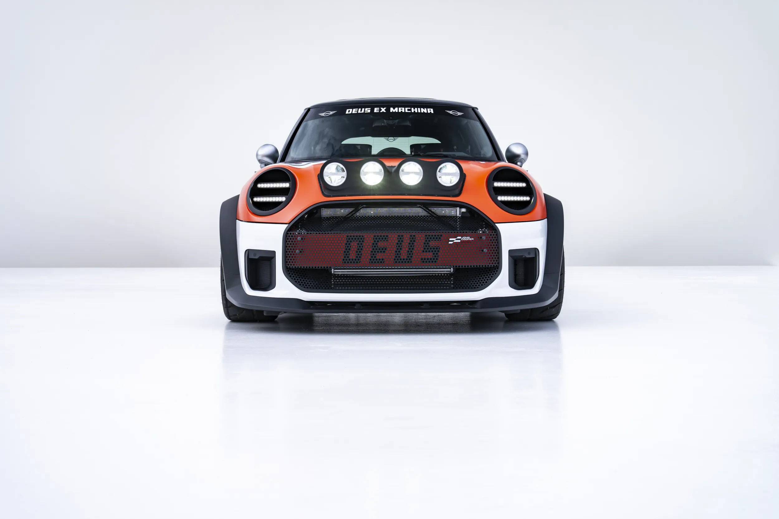 MINI JCW x Deus Ex Machina