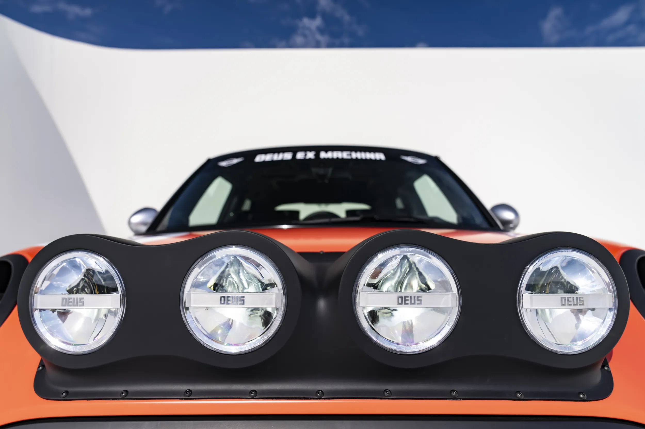 MINI JCW x Deus Ex Machina