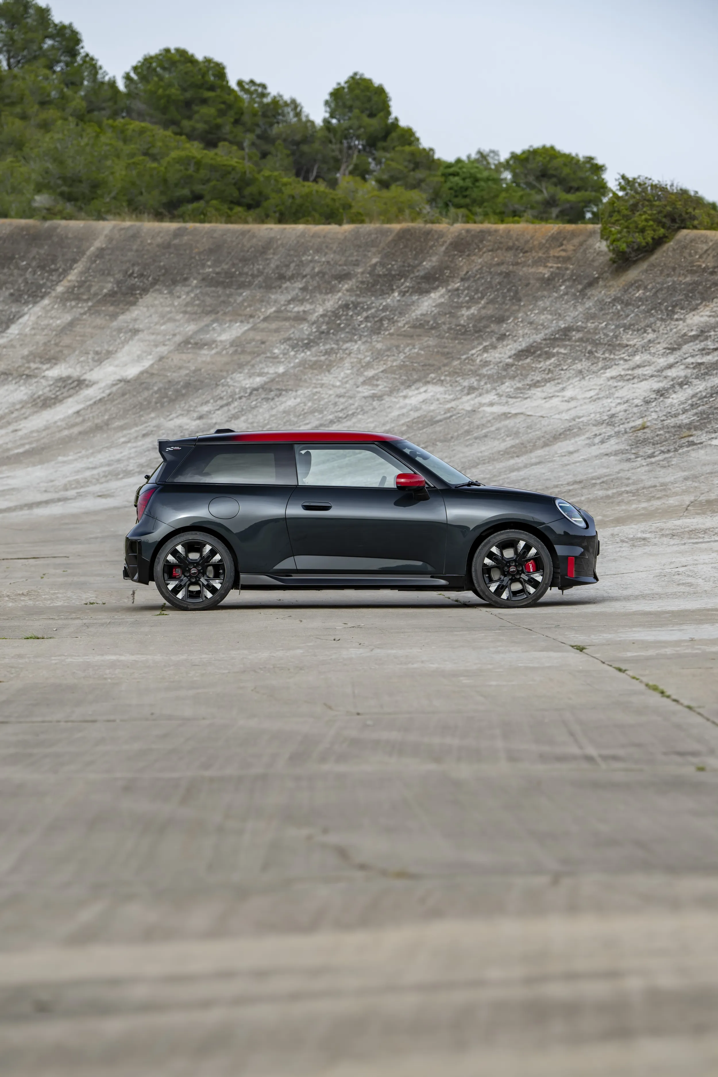 MINI John Cooper Works Electric
