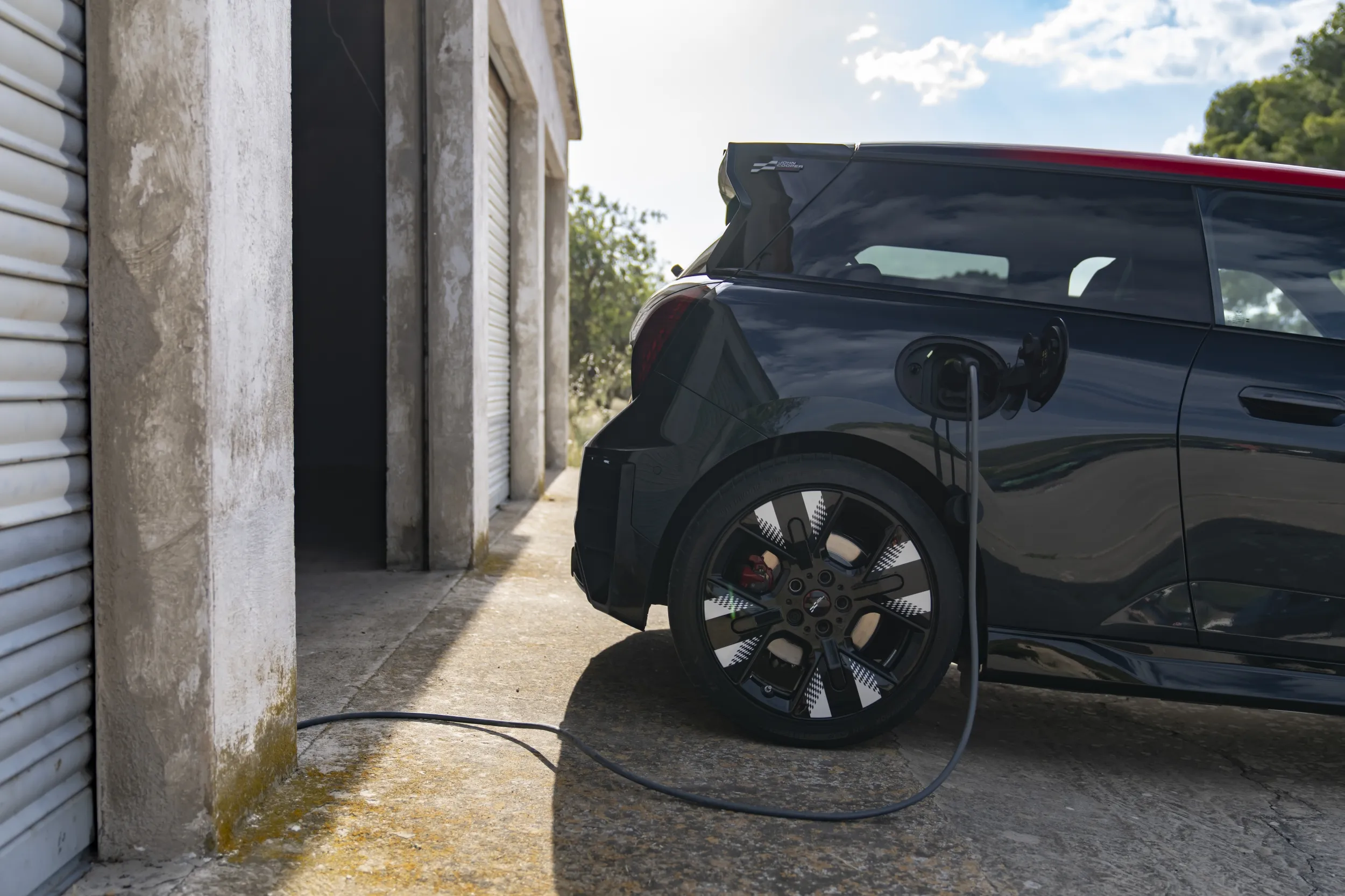 MINI John Cooper Works Electric