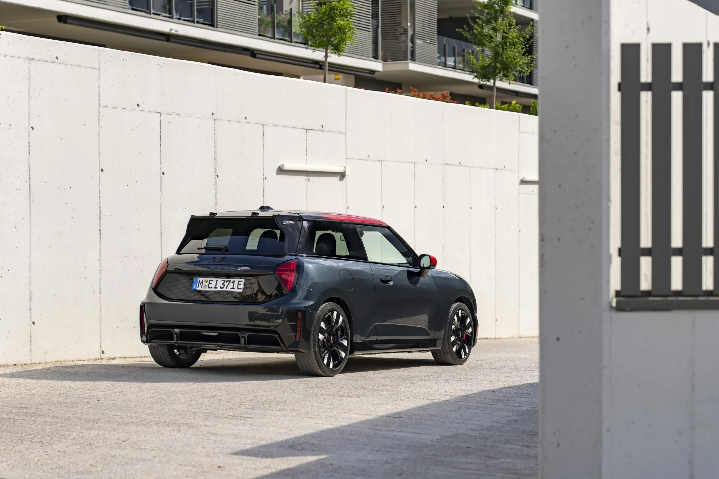 MINI John Cooper Works Electric