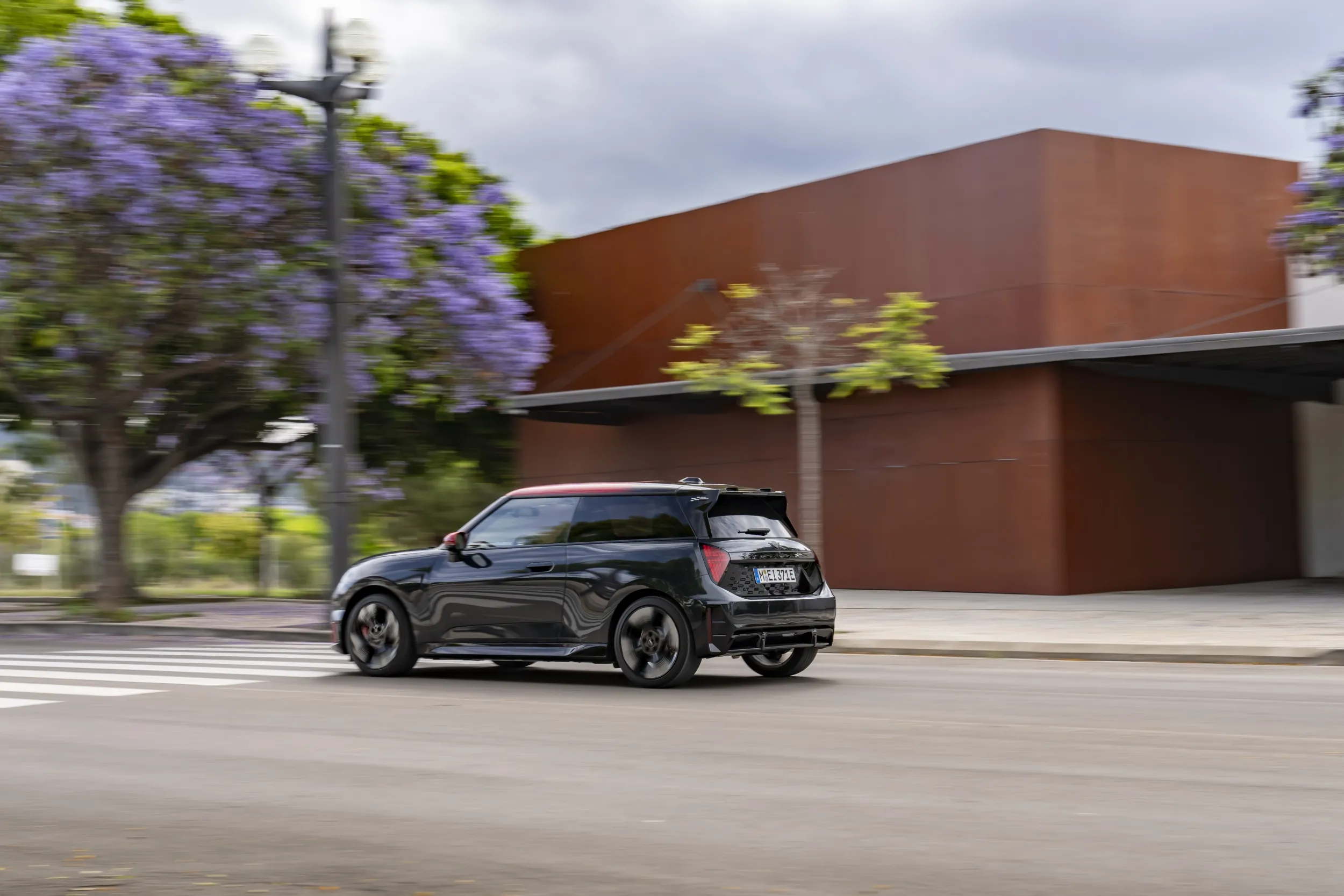 MINI John Cooper Works Electric