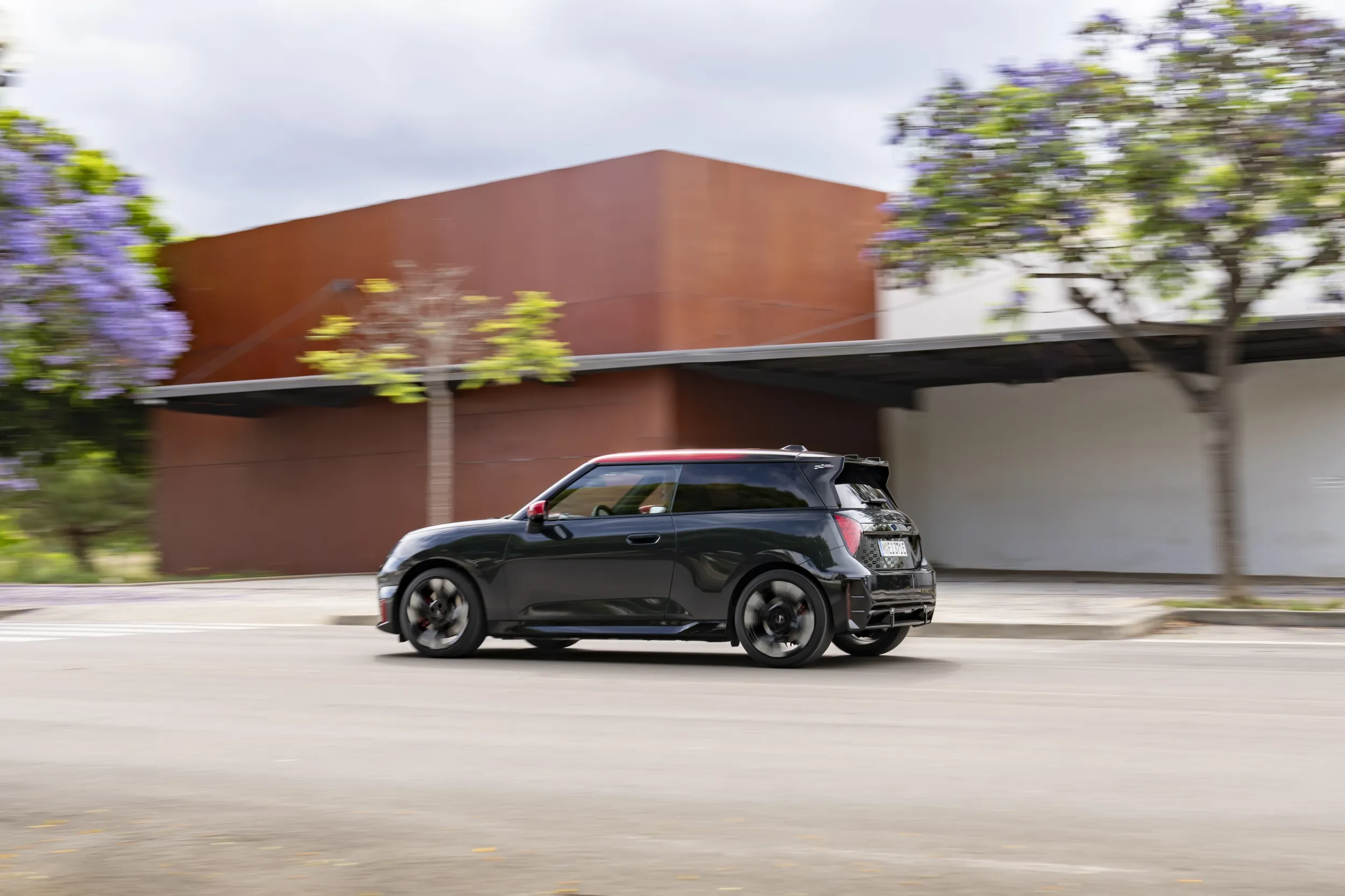 MINI John Cooper Works Electric