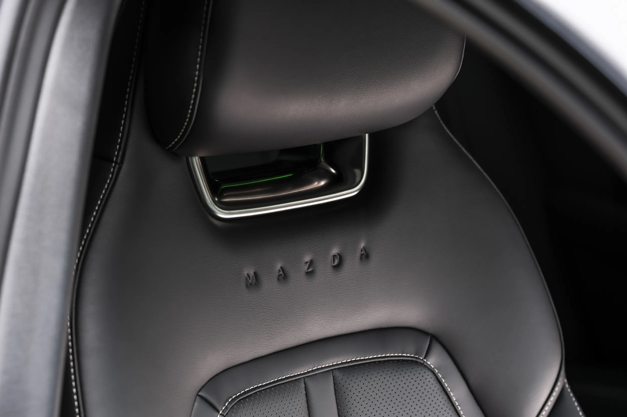 Mazda6e
