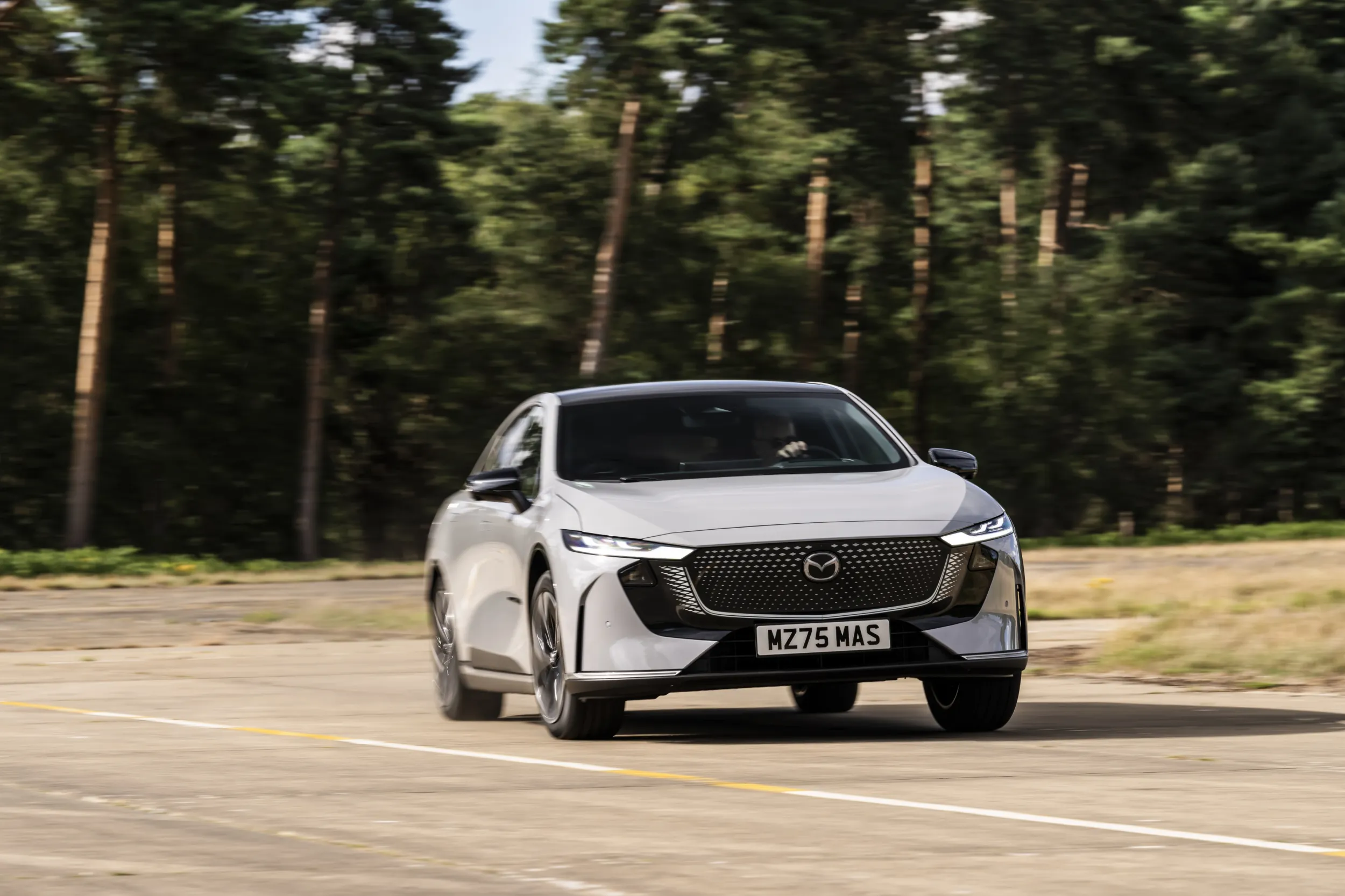 Mazda6e