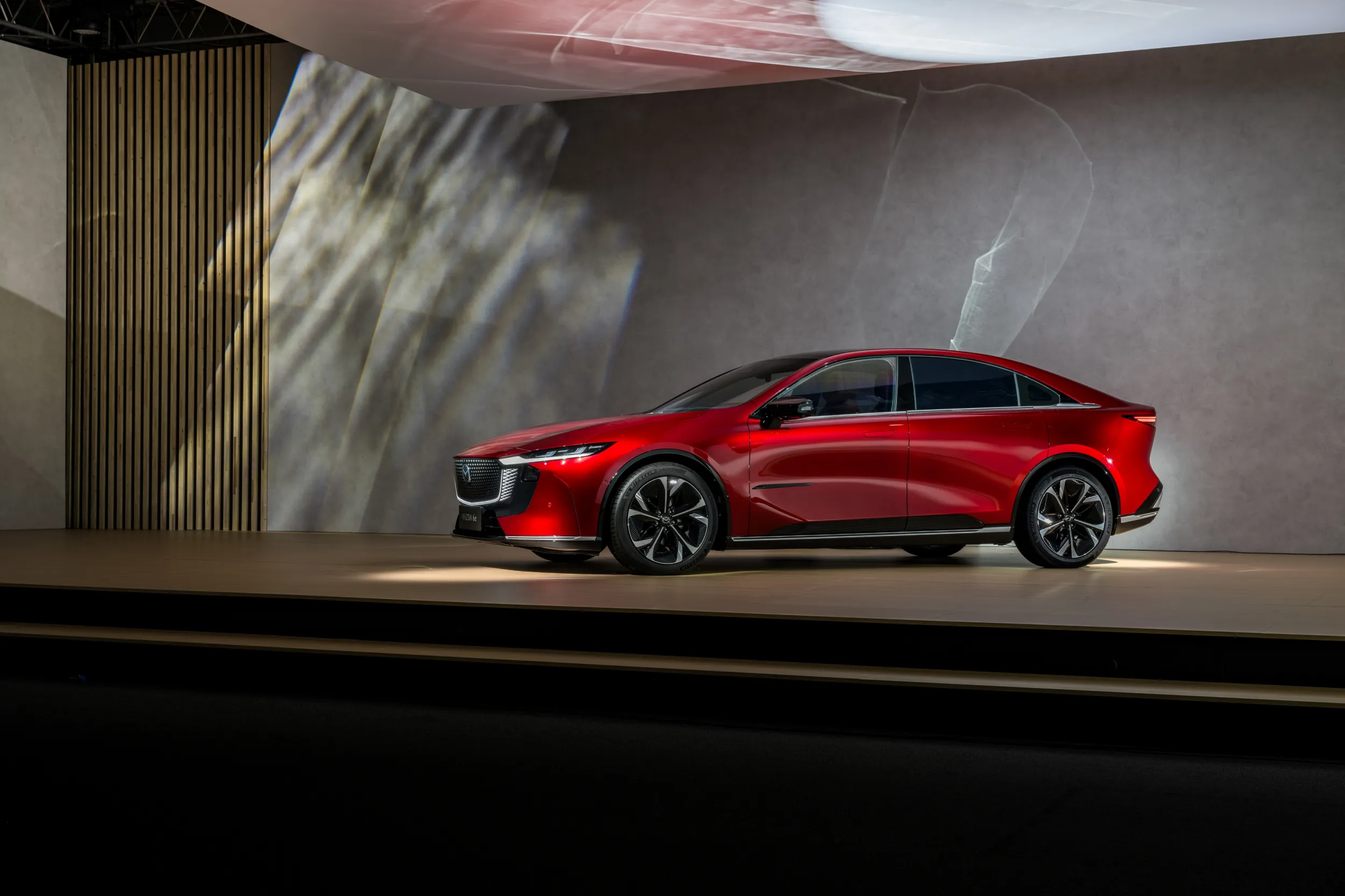 Mazda6e