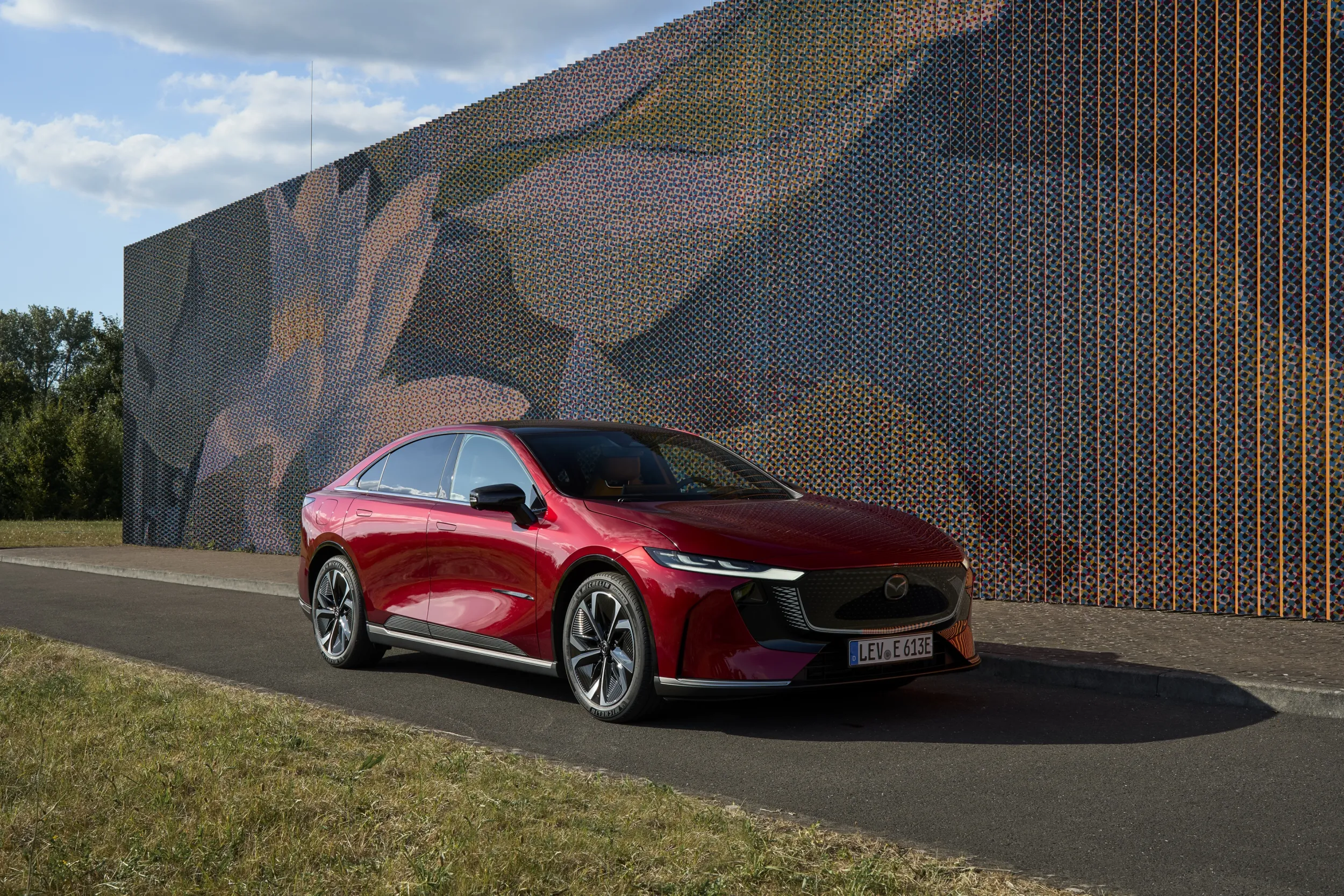 Mazda6e