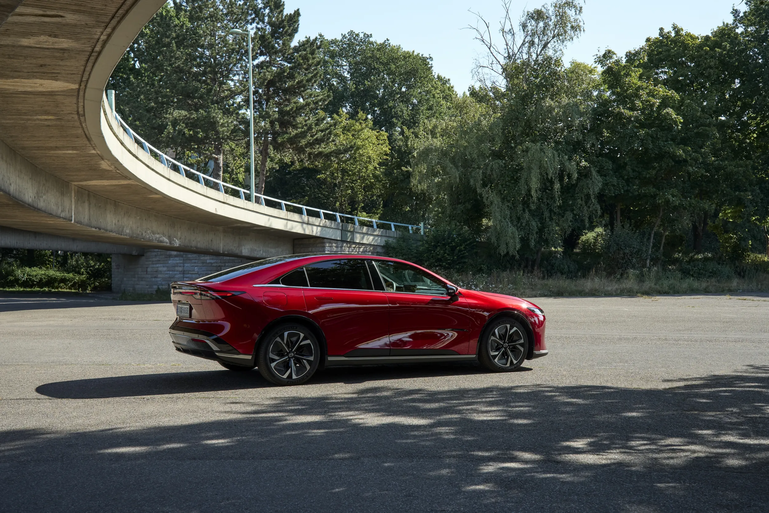 Mazda6e