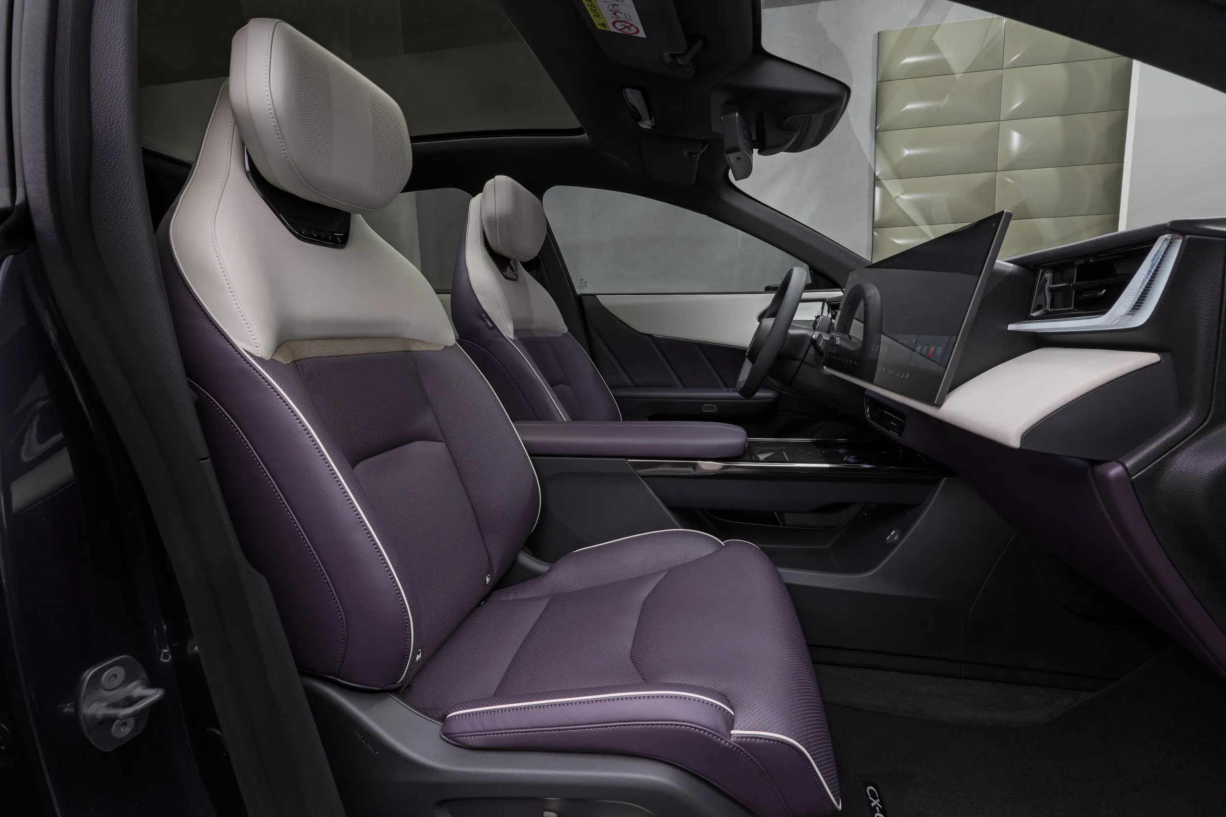 Mazda CX-6e